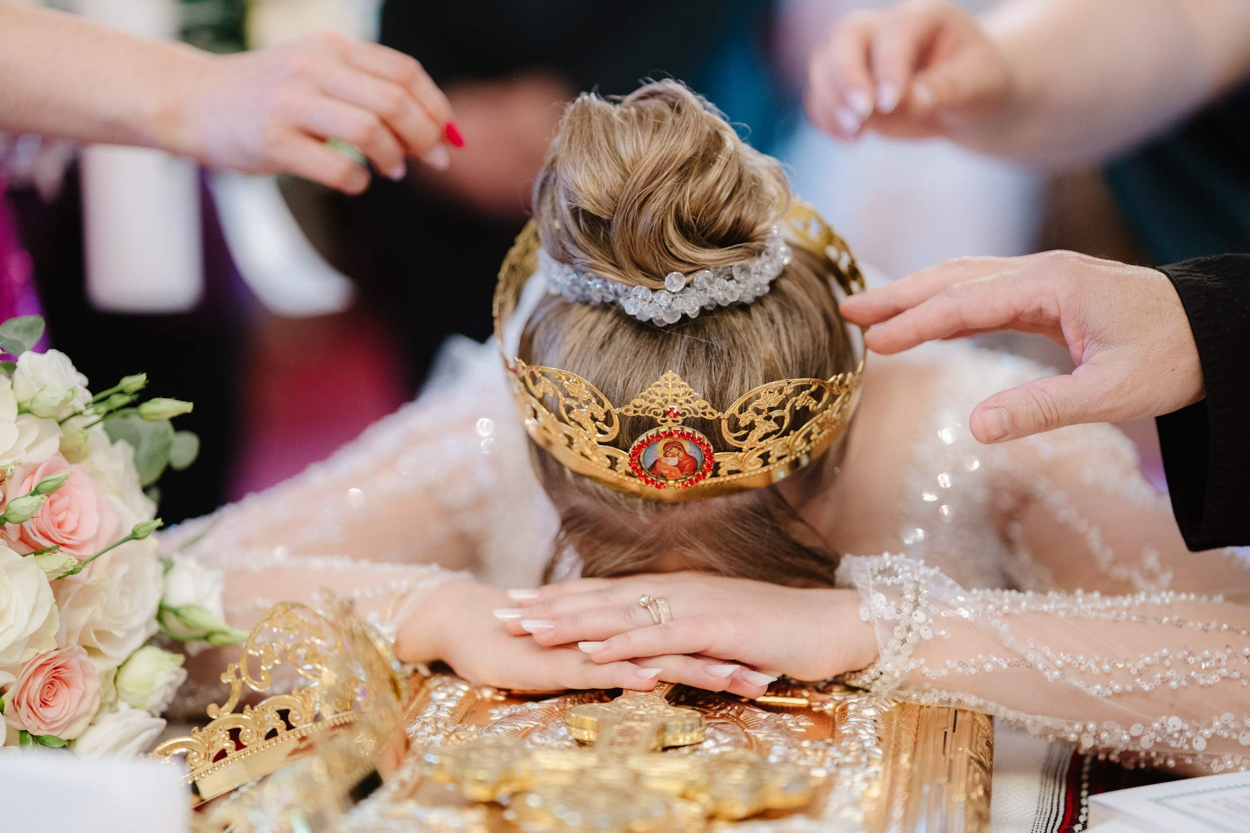 * fotograf stare civilă Siret* fotograf Bucovina* fotograf nuntă Suceava* fotograf Iași Botoșani* stare civilă tradițională* ie românească nuntă* AlinoFotoStudio* fotograf Andrei și Andreea- Alin Chirilă fotograf – stare civilă Siret, Suceava, Andrei și Andreea în ie tradițională, poveste spusă prin fotografiefotograf stare civilă Siret Suceava Alin Chirilă – miri îmbrăcați în costum tradițional bucovineanAlin Chirilă fotograf nuntă Siret Suceava – stare civilă autentică în Bucovina, emoții realefotograf Siret Suceava Alin Chirilă – Andrei și Andreea la starea civilă în ie tradiționalăstare civilă Siret fotograf Alin Chirilă – cadre naturale cu miri în costum popular din Bucovinafotograf nuntă Siret Suceava Alin Chirilă – povestitor prin fotografie, moment emoționant la starea civilăAlin Chirilă fotograf stare civilă Siret – iubire autentică surprinsă în stil documentarfotograf Bucovina Siret Alin Chirilă – stare civilă în ie tradițională, cadre pline de emoțieAlin Chirilă fotograf Suceava – Andrei și Andreea spun DA la starea civilă în Siretfotograf stare civilă Suceava Siret Alin Chirilă – poveste de iubire în stil tradițional românesc - Alin Chirilă fotograf profesionist, AlinoFotoStudio, fotograf evenimente Siret, Suceava County, Iași, Bacău County, Botoșani, Neamț County, fotograf nunți, botezuri, cununii civile, portrete și momente autentice surprinse elegant.- Alin Chirilă surprinde momente elegante de nuntă și evenimente speciale prin AlinoFotoStudio, fotograf disponibil în Siret, Suceava County, Iași, Bacău County, Botoșani și Neamț County, specializat în nunți, botezuri și cununii civile. - Alin Chirilă fotograf profesionist, AlinoFotoStudio, fotograf nuntă și evenimente în Siret, Suceava, Iași, Bacău, Botoșani și Piatra Neamț, fotograf nunți, botezuri, cununie civilă, ședințe foto, trash the dress, logodnă, familie, portrete și fotografii autentice. - AlinoFotoStudio by Alin Chirilă, fotograf evenimente premium în Suceava County, Iași County, Bacău County, Botoșani County și Neamț County, fotograf de familie, fotograf ceremonii religioase, petreceri și momente emoționante. - Alin Chirilă fotograf, povestitor prin fotografie, servicii foto profesionale pentru mireasă, mire, pregătiri nuntă, biserică, restaurant, valsul mirilor, tradiții românești și amintiri de neuitat în Moldova.