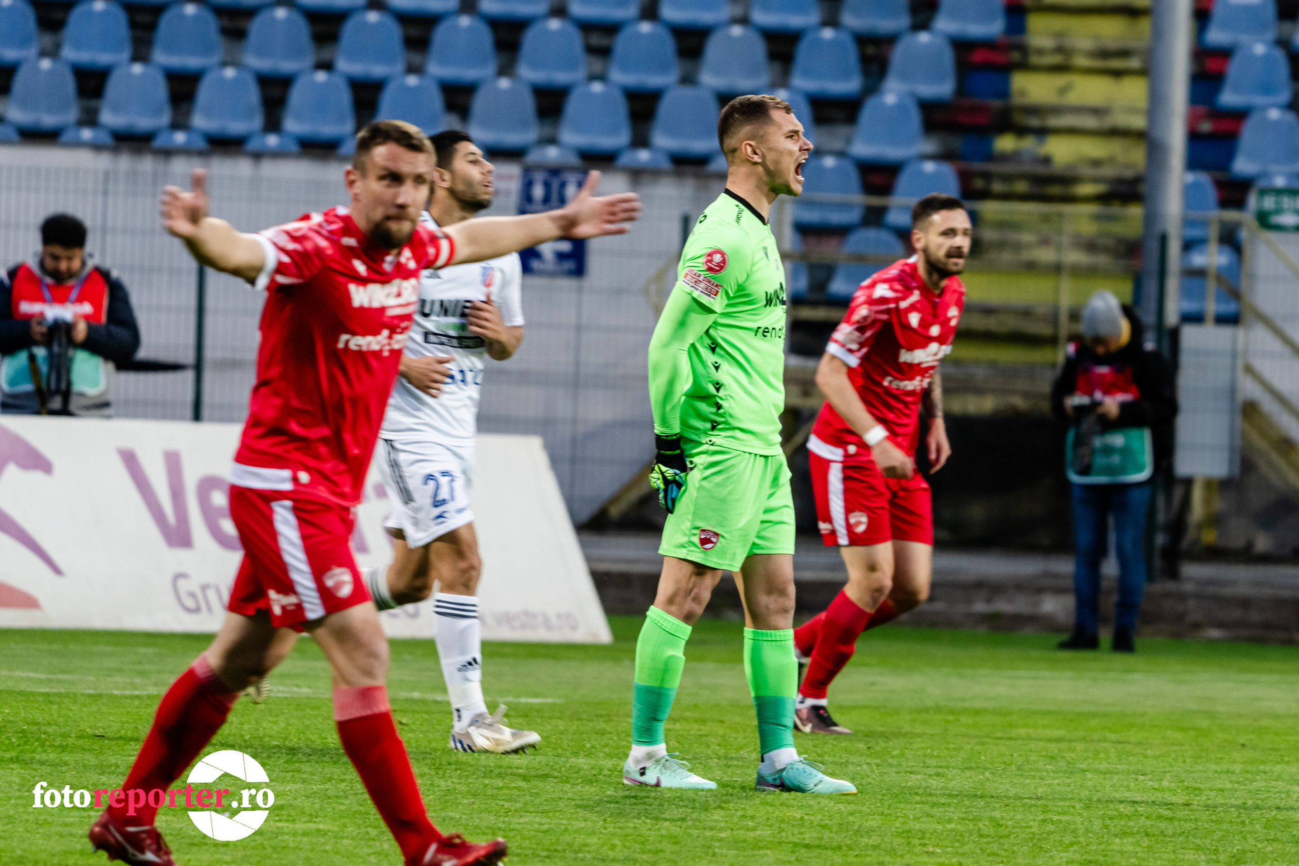 Momente Epice: Galerie foto din meciul de fotbal FC Botoșani vs Dinamo