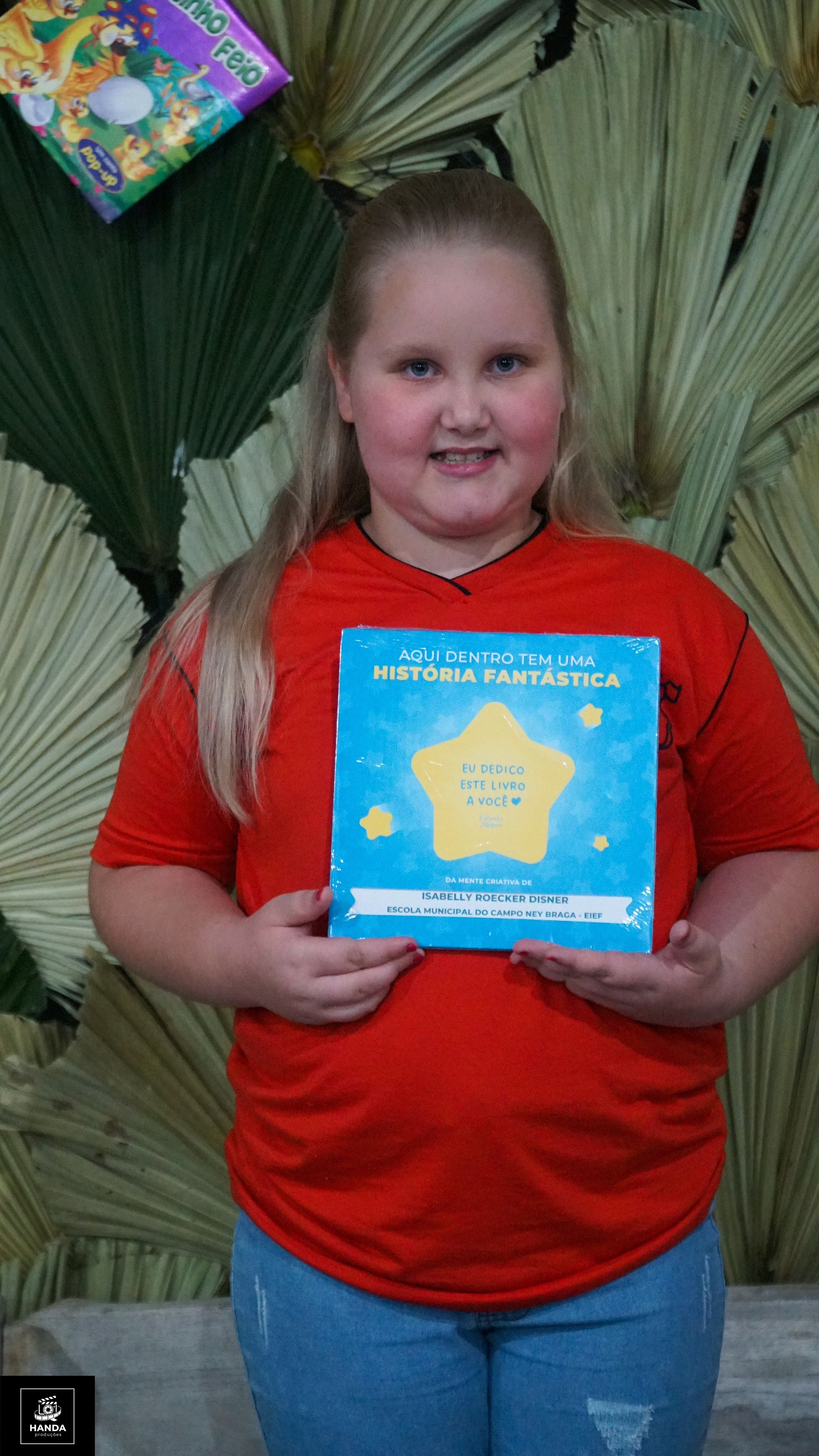 Noite autógrafos colégio Aurélio Buarque de Holanda. Handa Produções