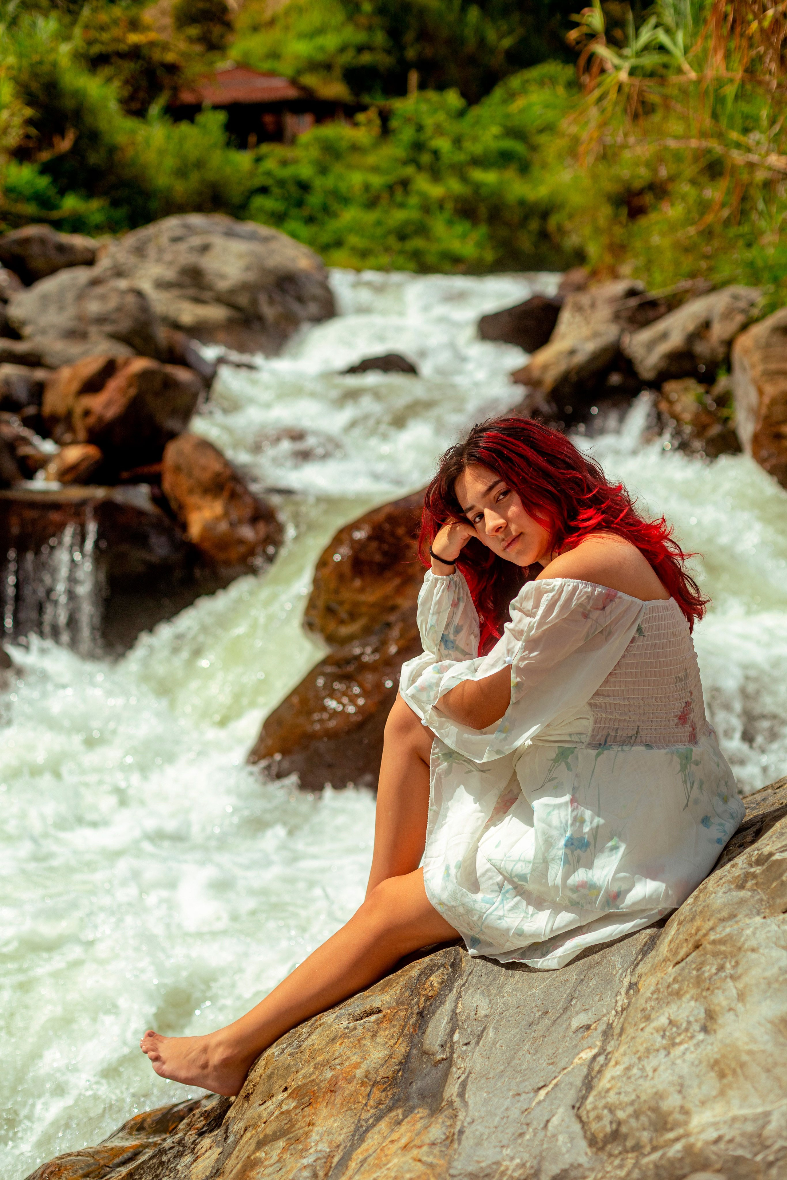 Fotógrafo de retratos fotógrafo de estilo de vida fotografía de locación fotografía de estudio sesión de fotos marca personal. Fotografía profesional para su evento en Caldas por SERFOTOGRAFÍA