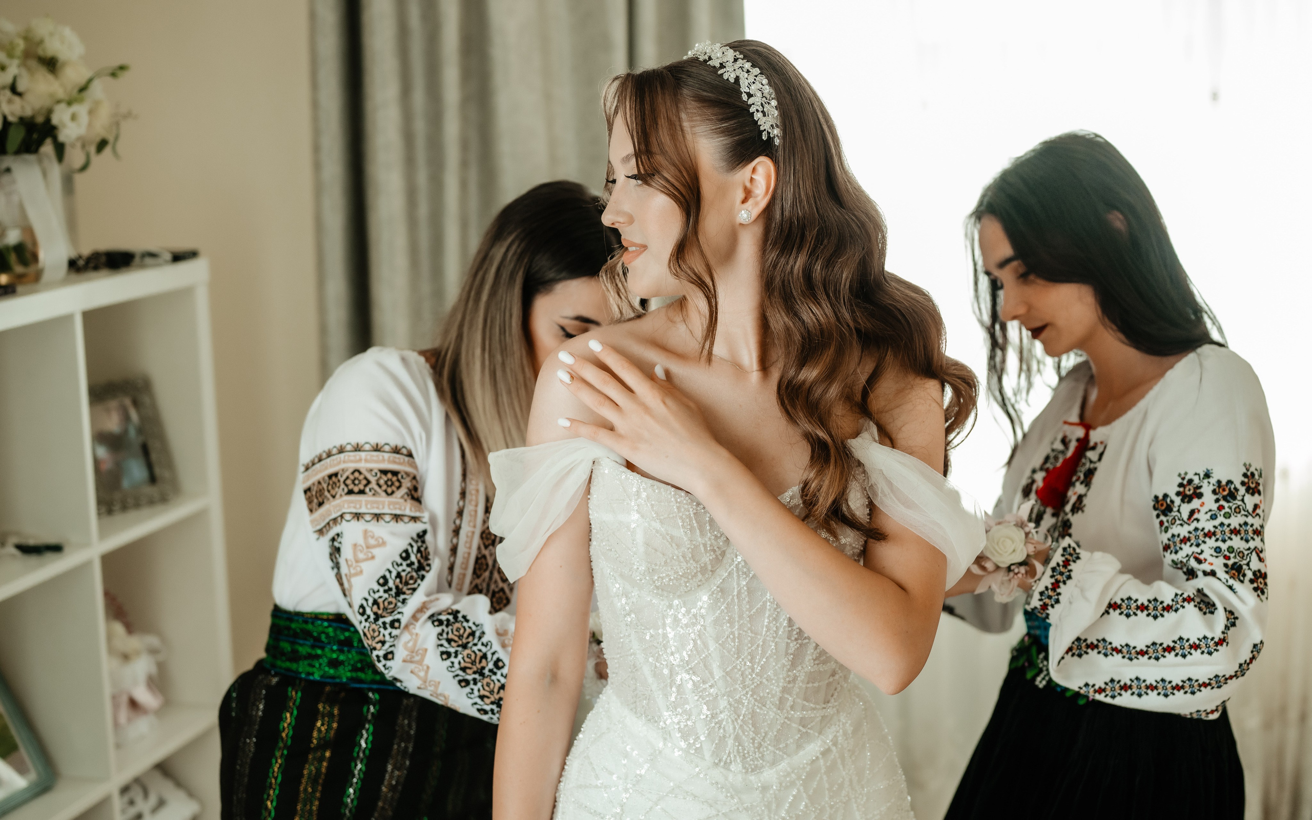 🤎 A d r i a n & A n c a — Wedding Day Preview. Wedding & Family Photographer