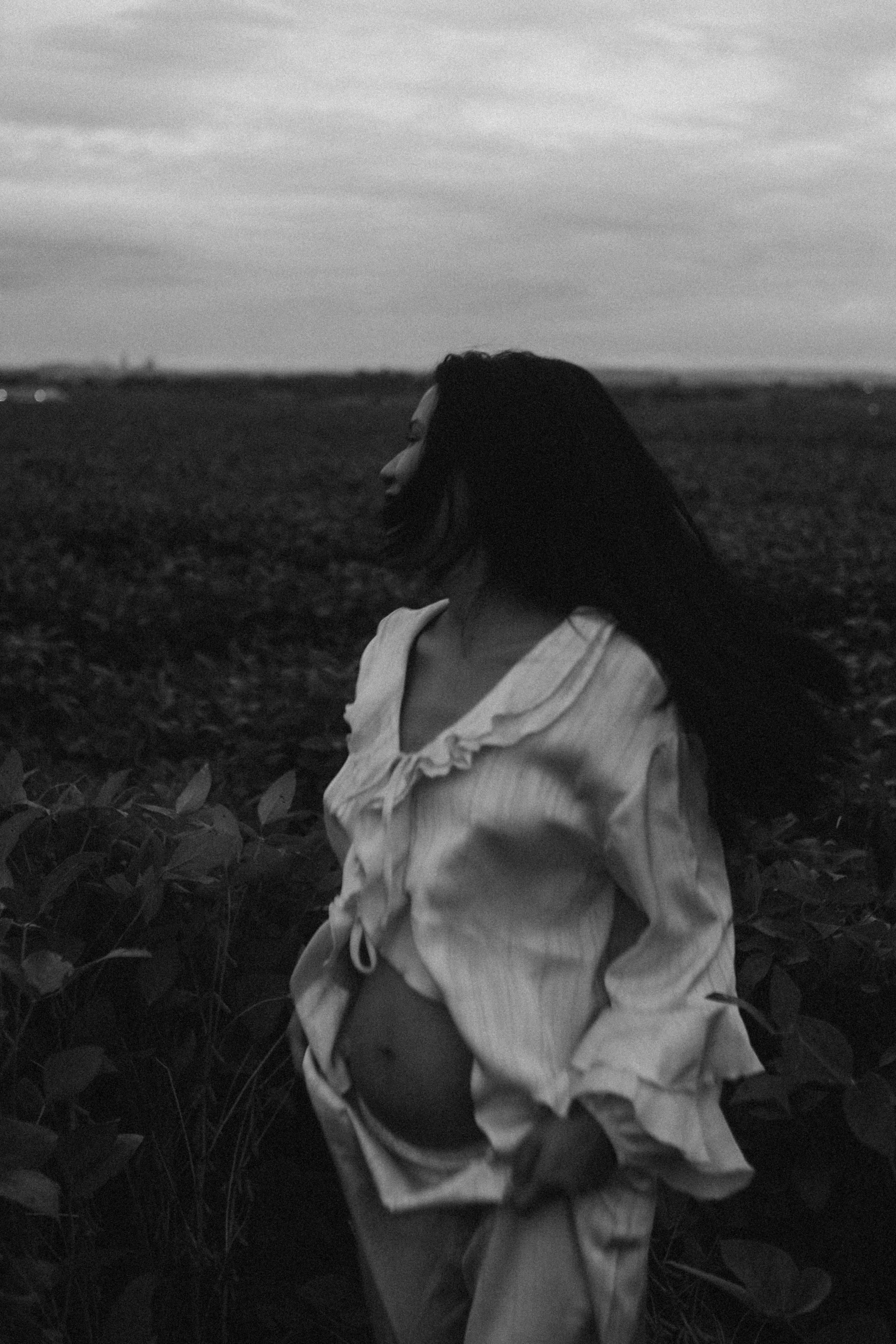 ensaio gestante externo com luz dourada em Sorocaba