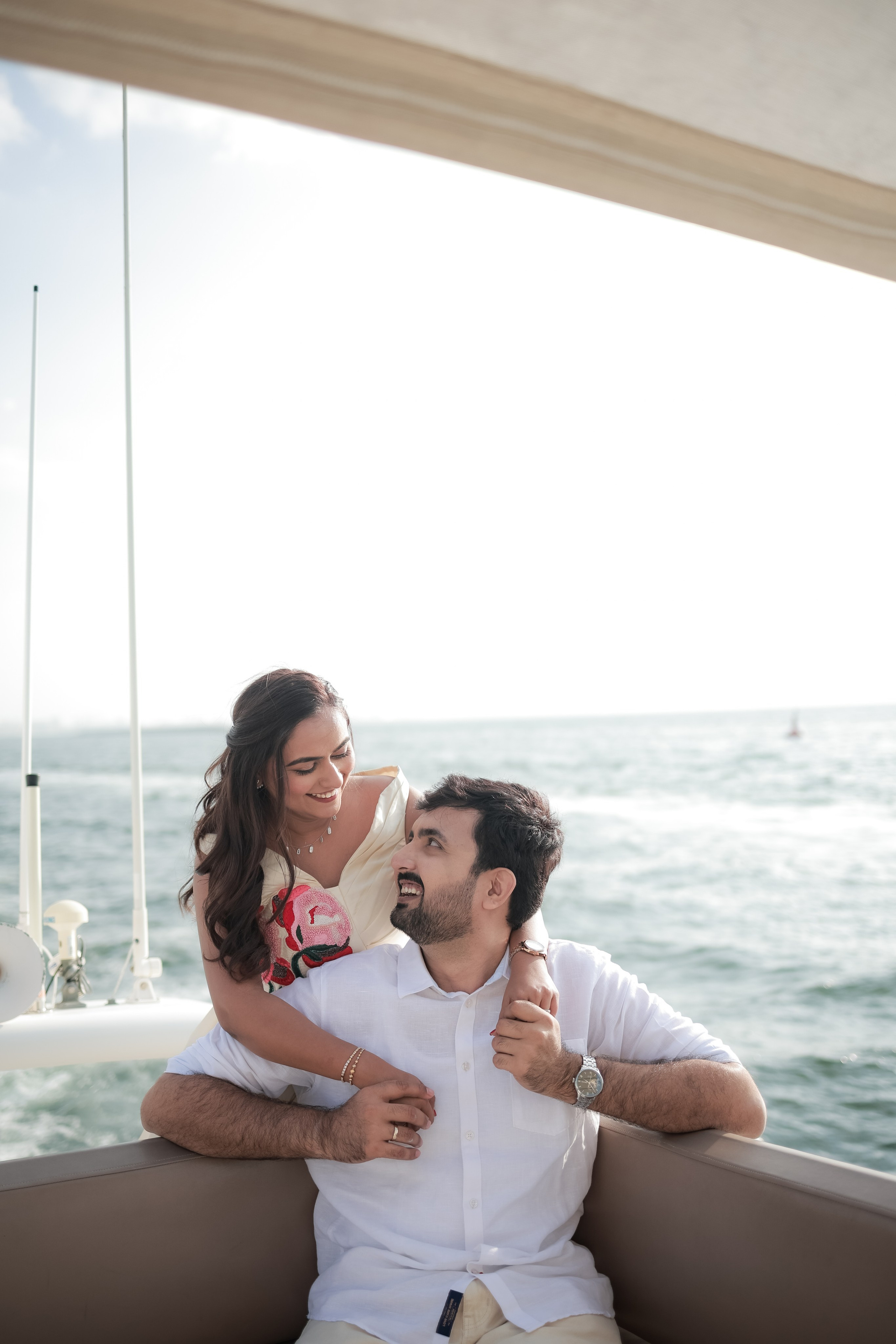 COUPLE SESSIONS. Love Emotions Weddings