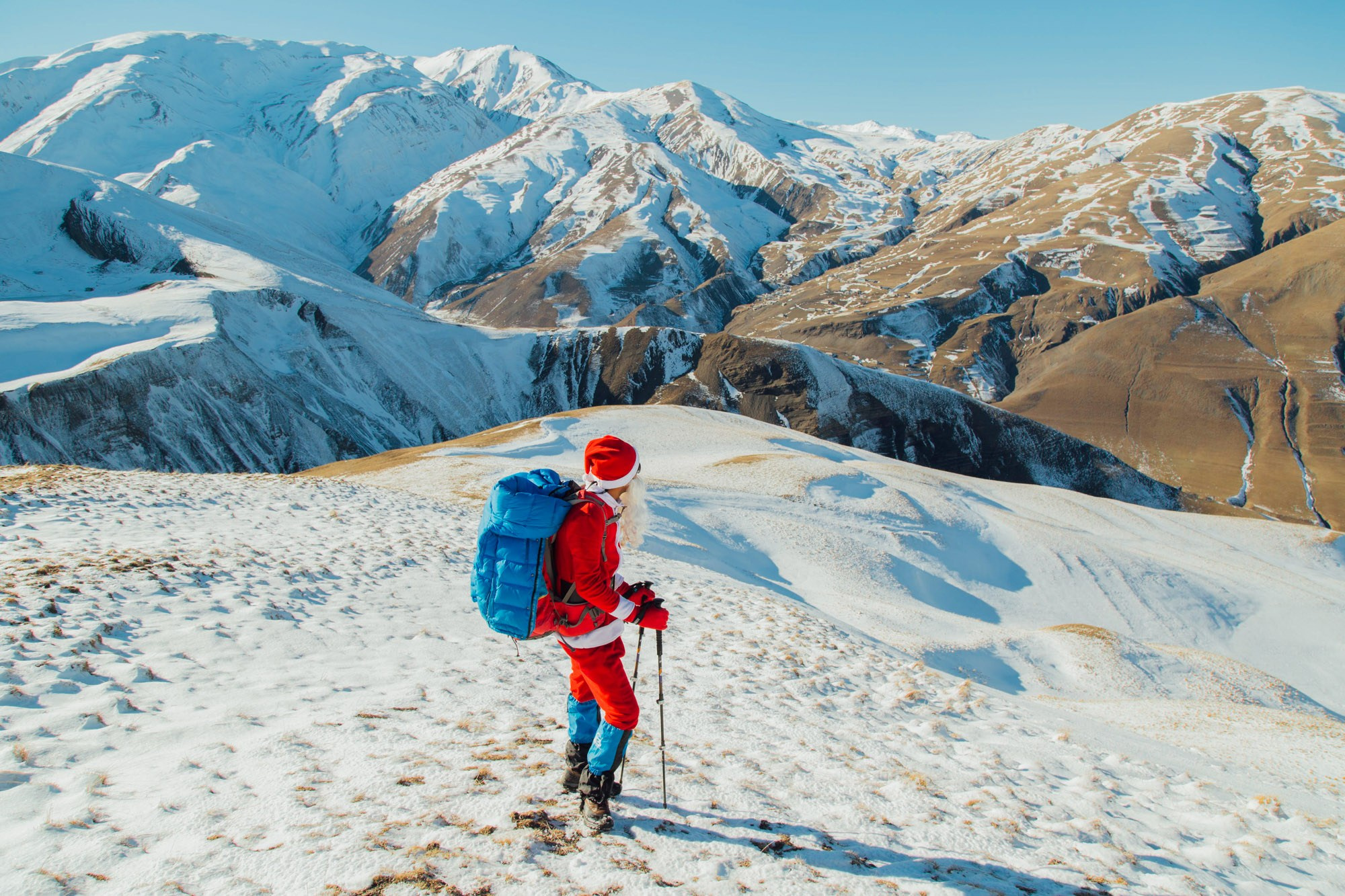 Şaxta Baba Ucqar Dağ Kəndlərində - Sosial Layihə. Bakıda Peşəkar Tədbir, Love Story və Təbiət Fotoqrafı — Elşən Baba