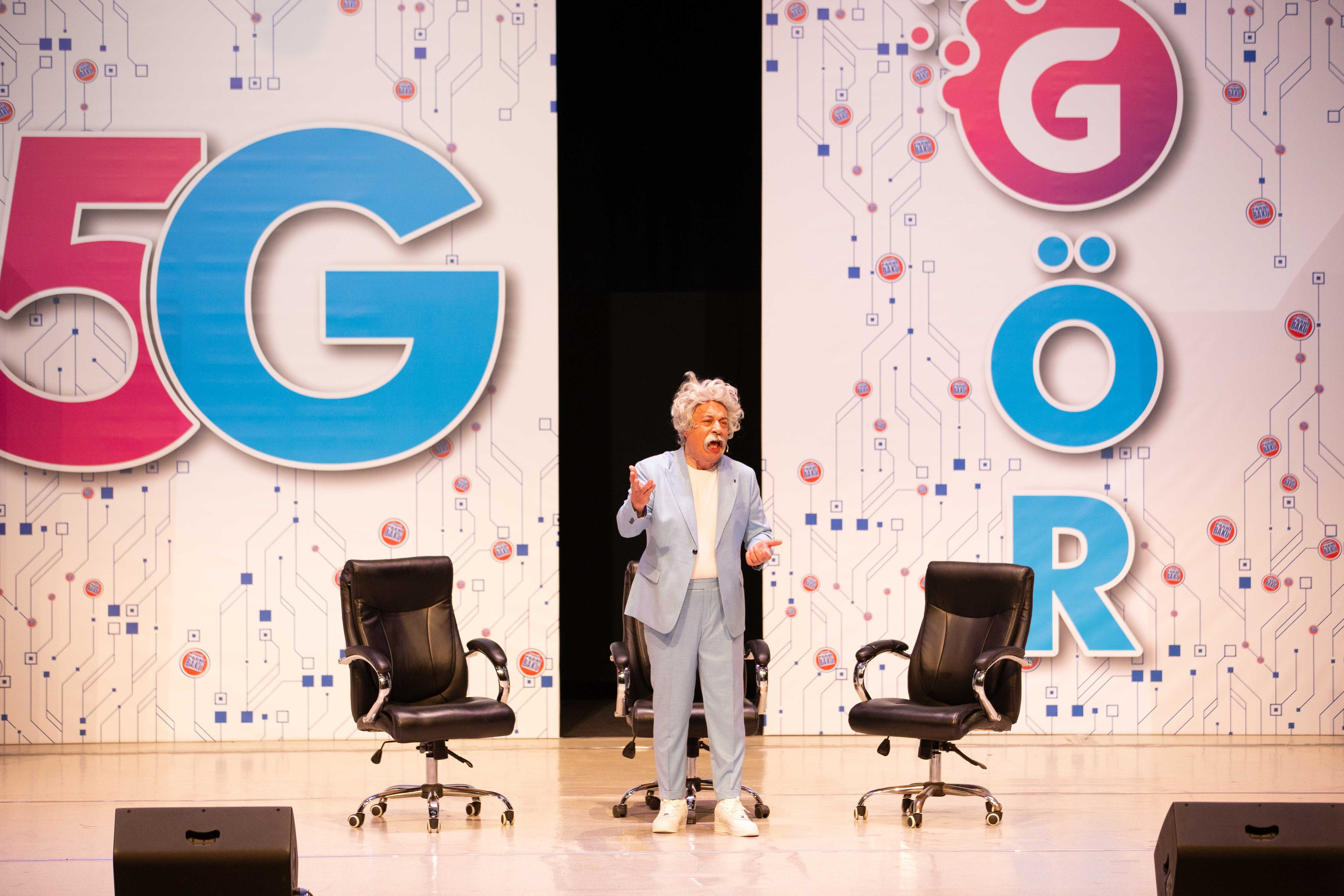 PLANET PARNI IZ BAKU. Wedding&Event photographer Ismail Rzayev in Baku