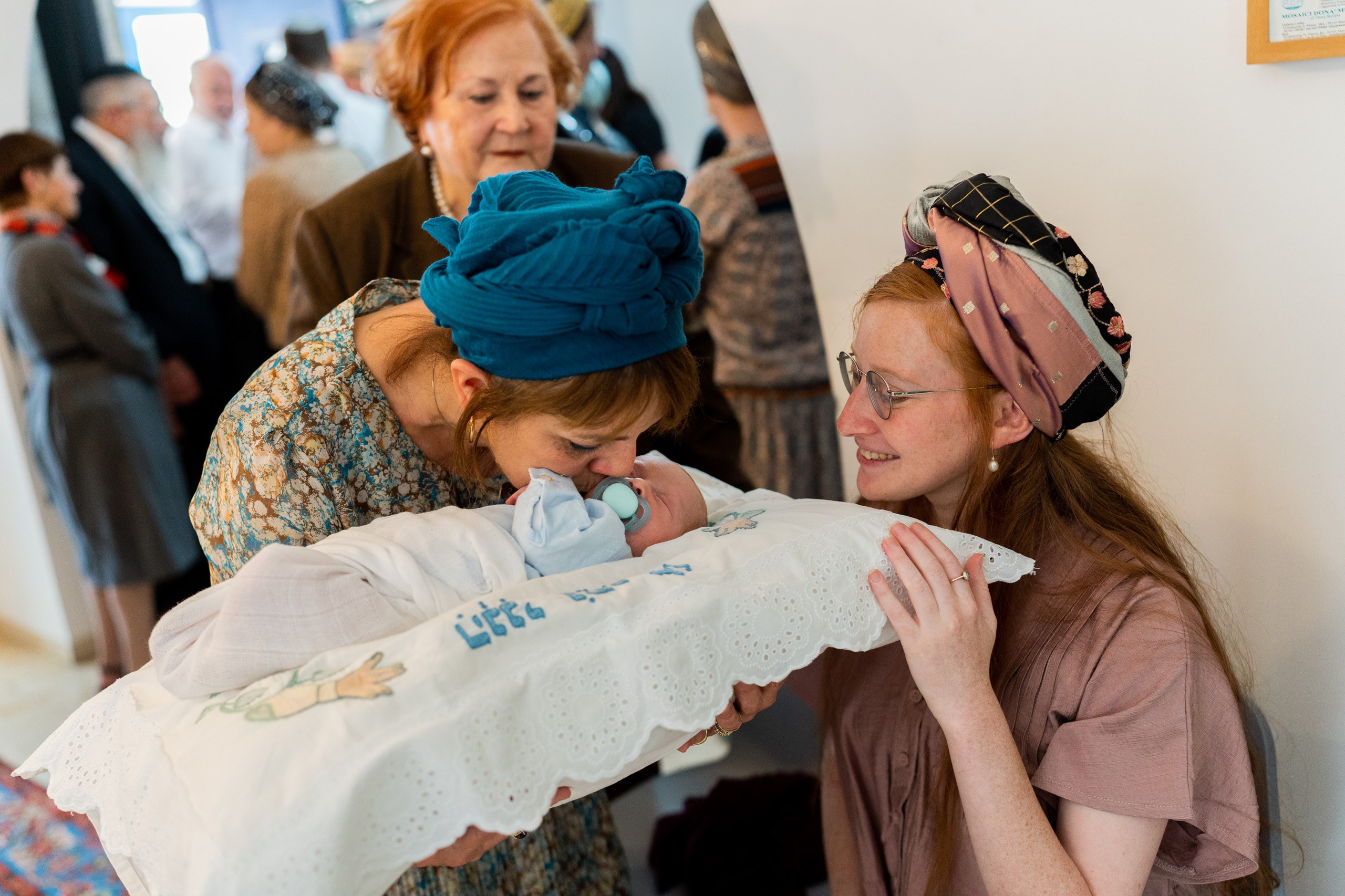 משפחת ברנד. יוסף מזרחי צילום חתונה, ברית וזוגיות. צלם מקצועי שאוהב להוציא אתכם הכי יפים ברגעים הכי מרגשים