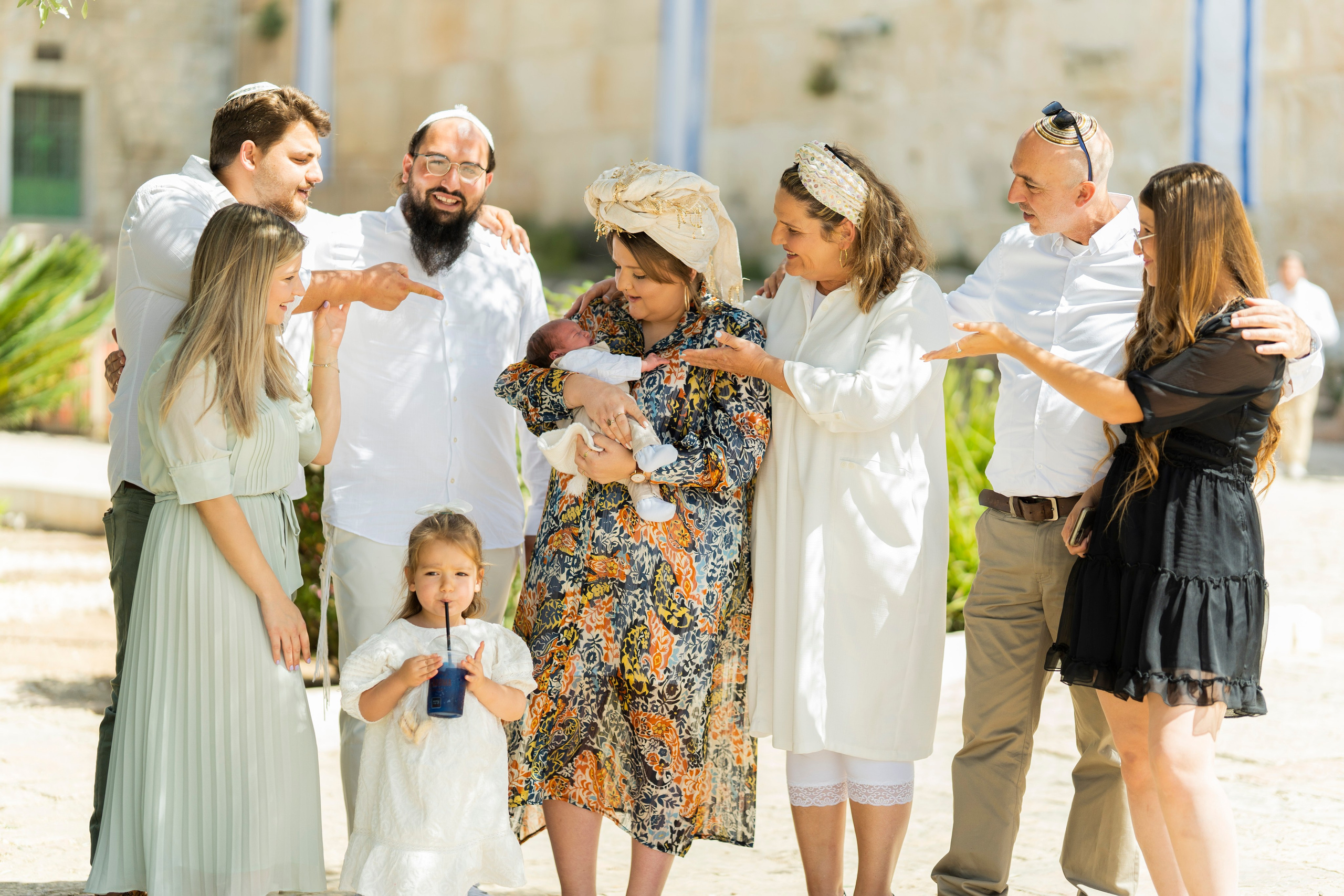 הברית של נחמן חזן. יוסף מזרחי צילום חתונה, ברית וזוגיות. צלם מקצועי שאוהב להוציא אתכם הכי יפים ברגעים הכי מרגשים