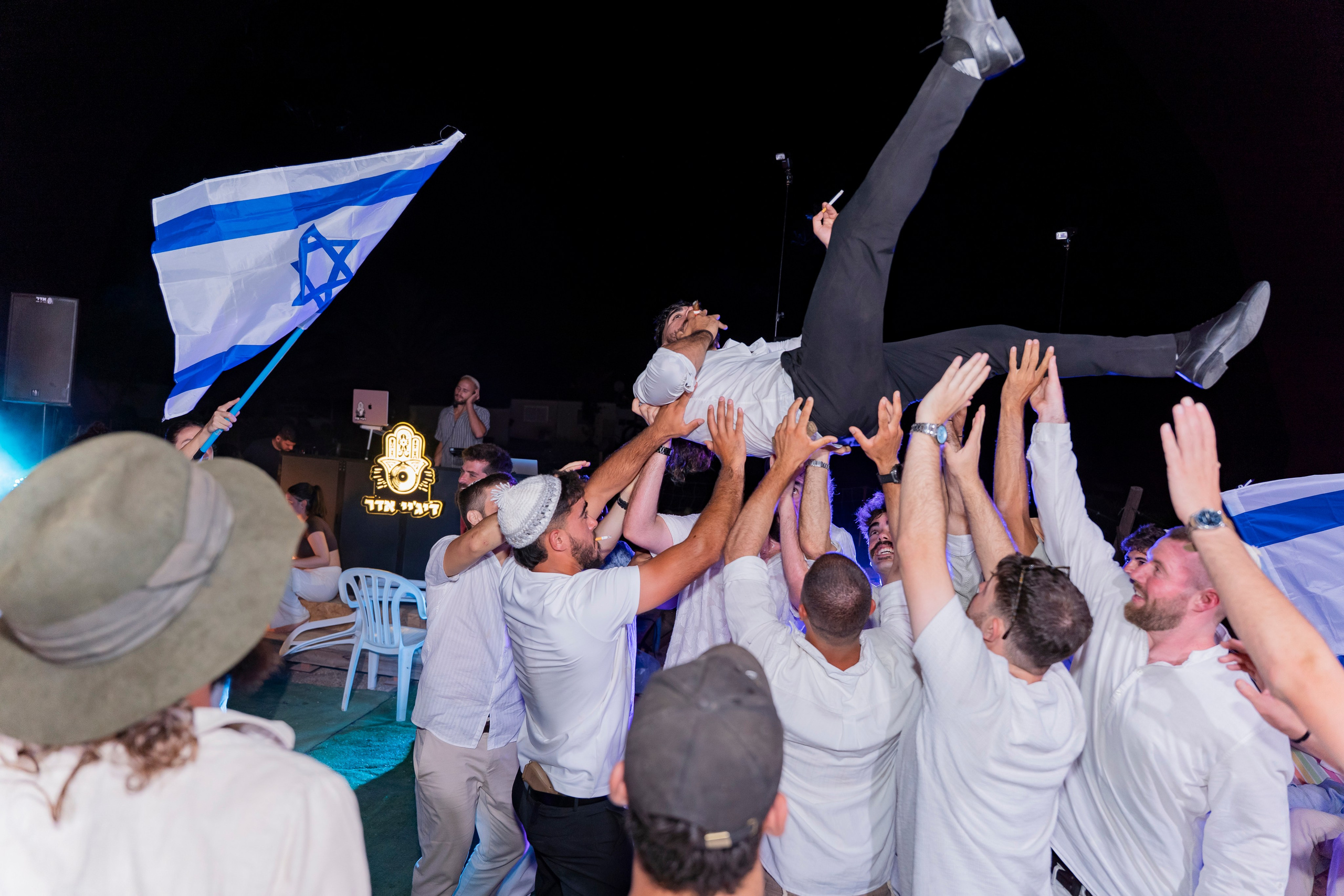 אביה ואחיה. יוסף מזרחי צילום חתונה, ברית וזוגיות. צלם מקצועי שאוהב להוציא אתכם הכי יפים ברגעים הכי מרגשים