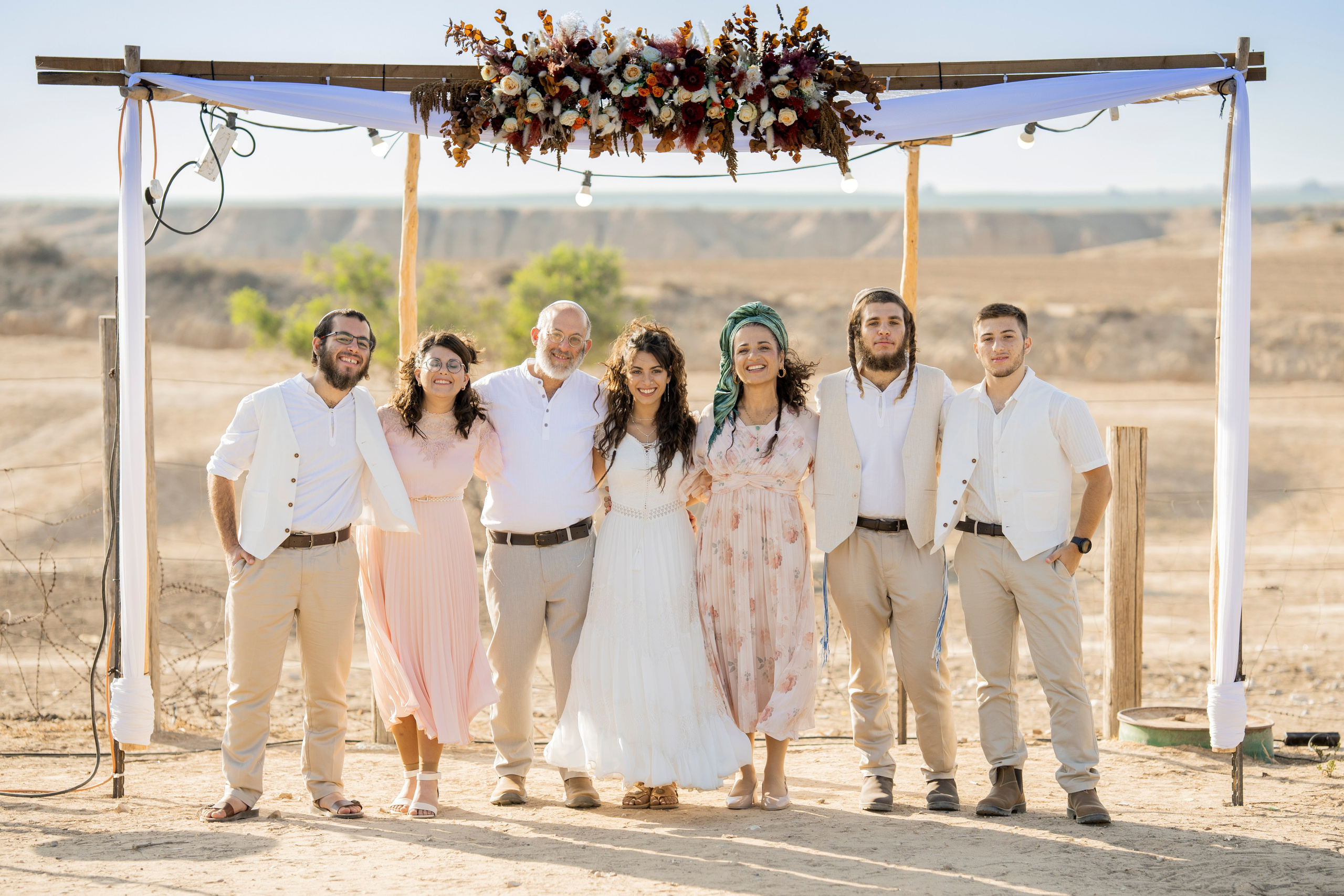 אביה ואחיה. יוסף מזרחי צילום חתונה, ברית וזוגיות. צלם מקצועי שאוהב להוציא אתכם הכי יפים ברגעים הכי מרגשים