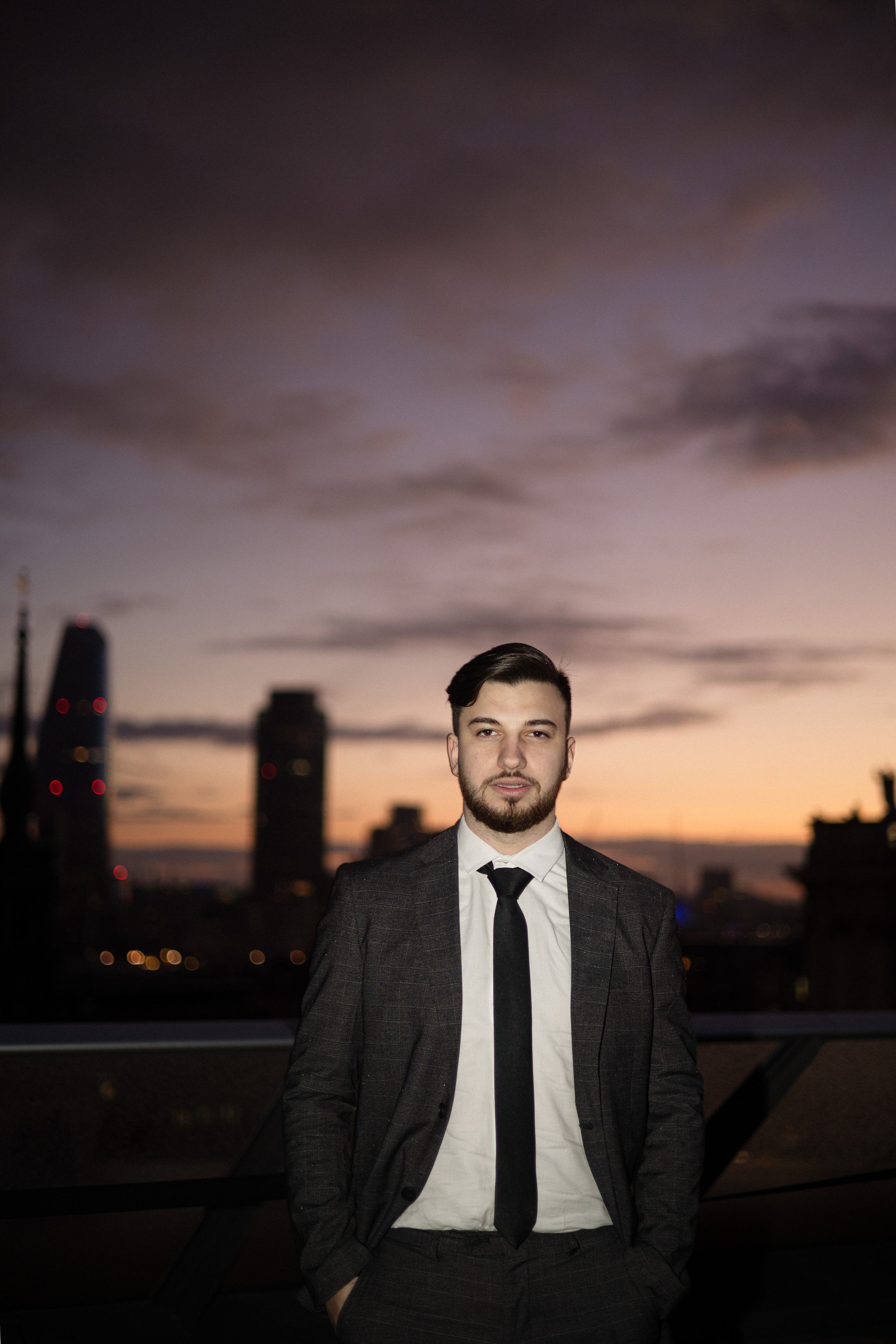 London Wedding. Wedding and family photographer