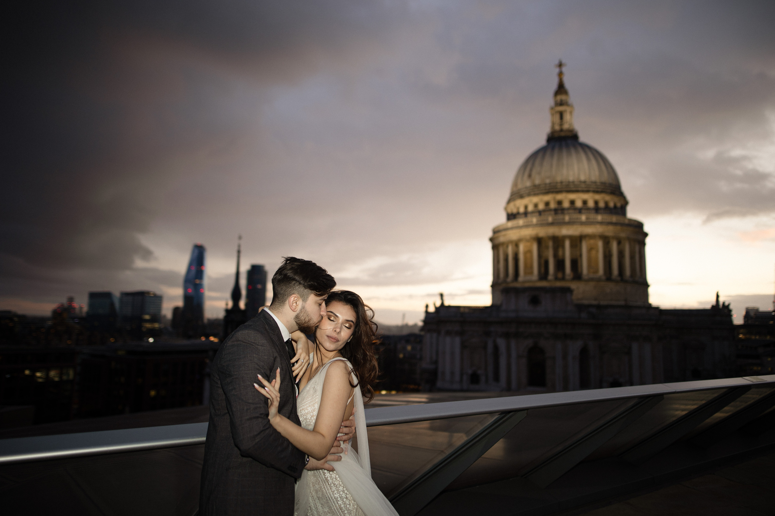 London Wedding. Wedding and family photographer