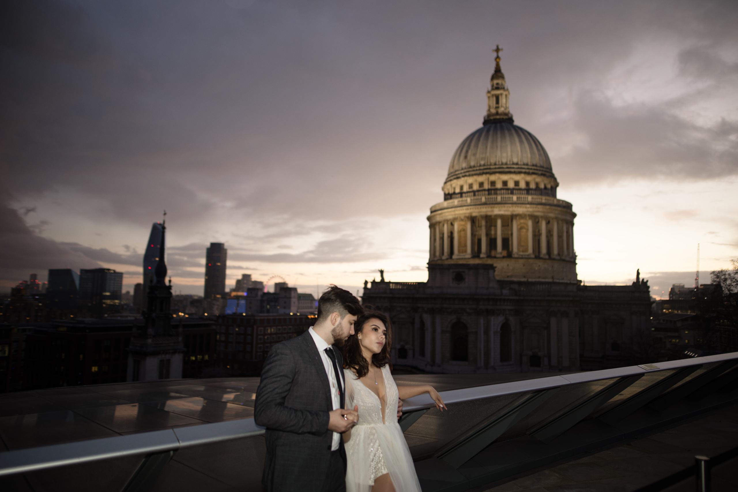 London Wedding. Wedding and family photographer