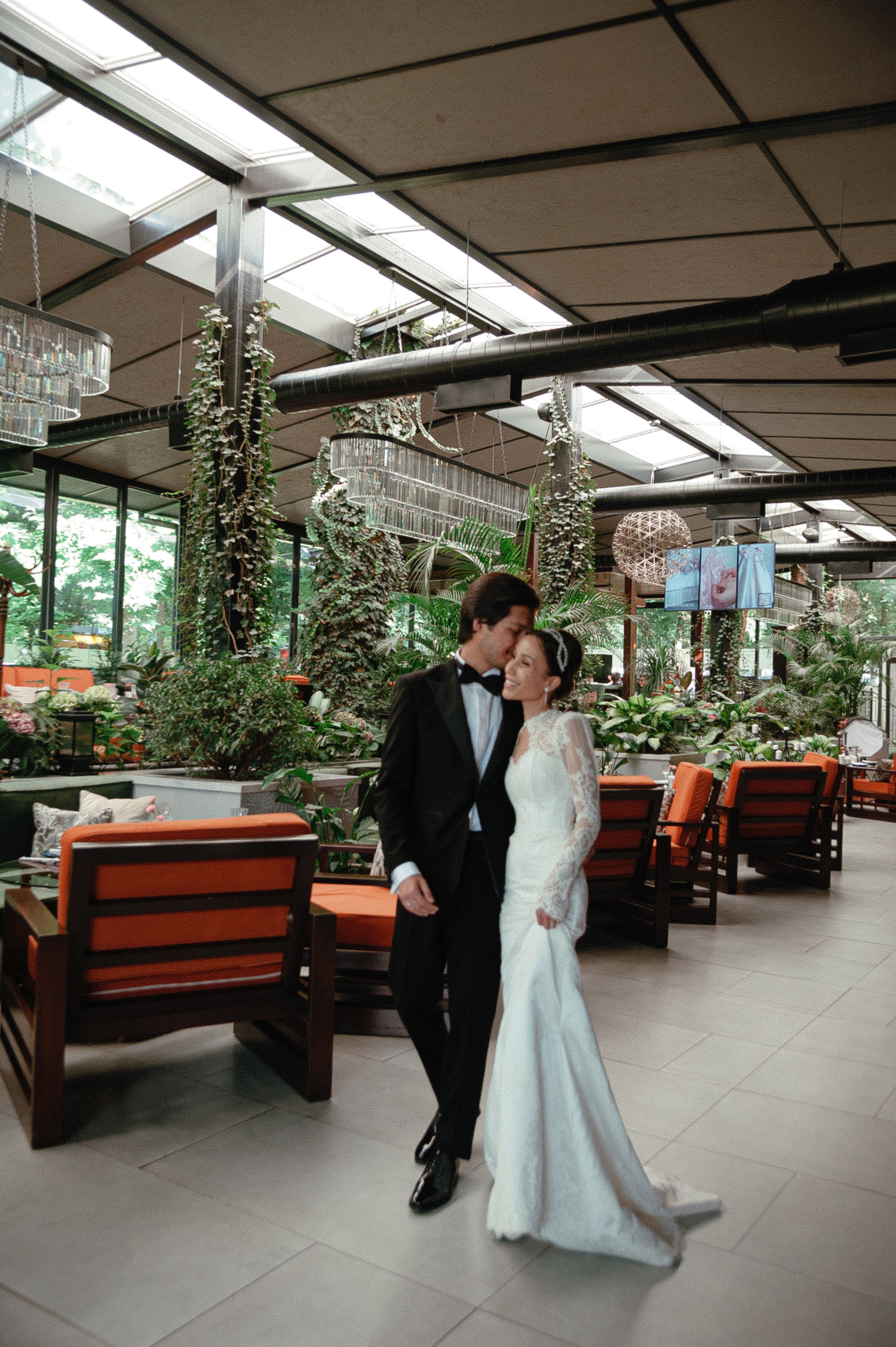 Botir & Zukhra. Главная