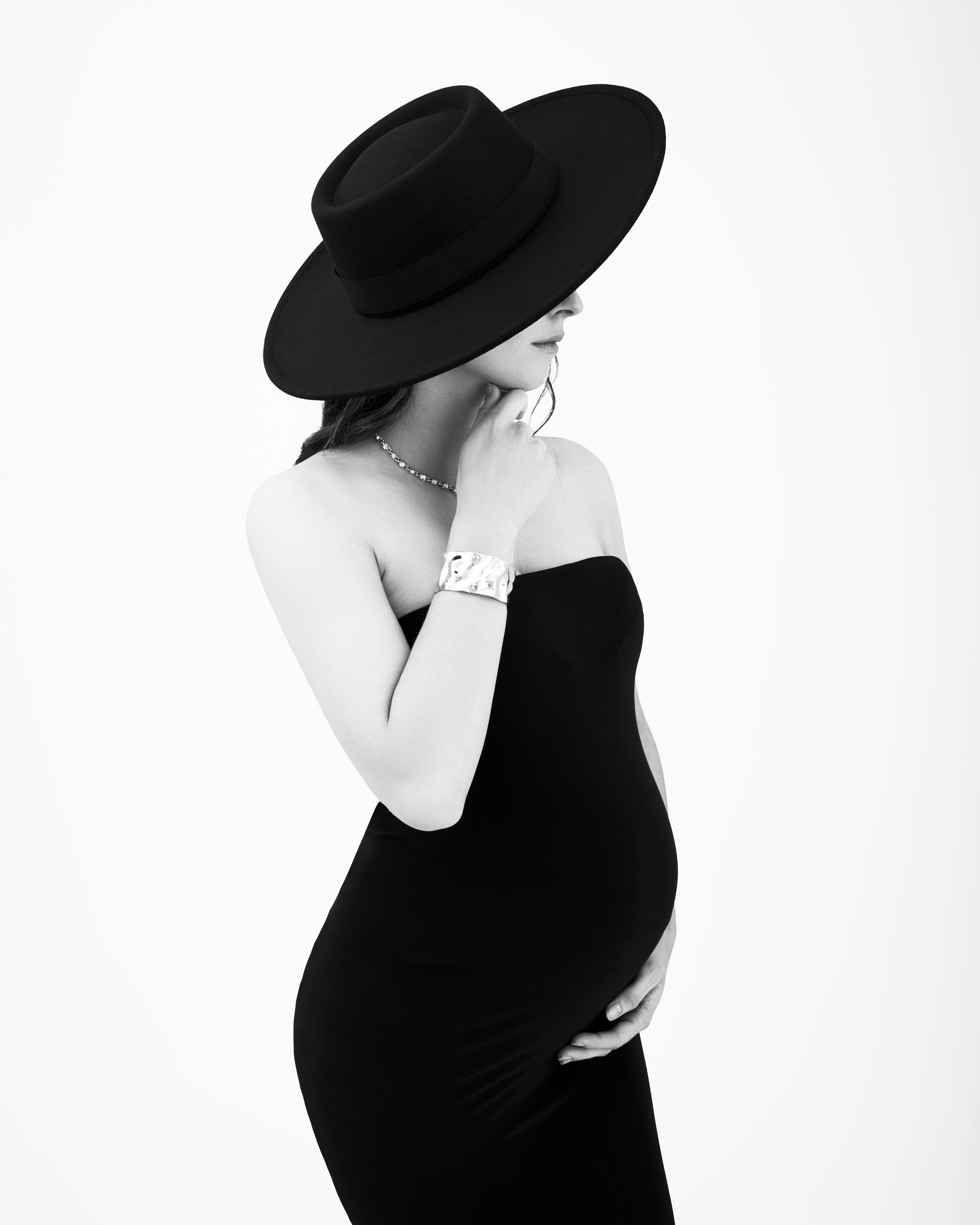 Maternity | Lexi. Shtatolkina Studio | Private Photo studio in South Jordan. Portrait, Maternity & Headshot Photography in South Jordan, Utah