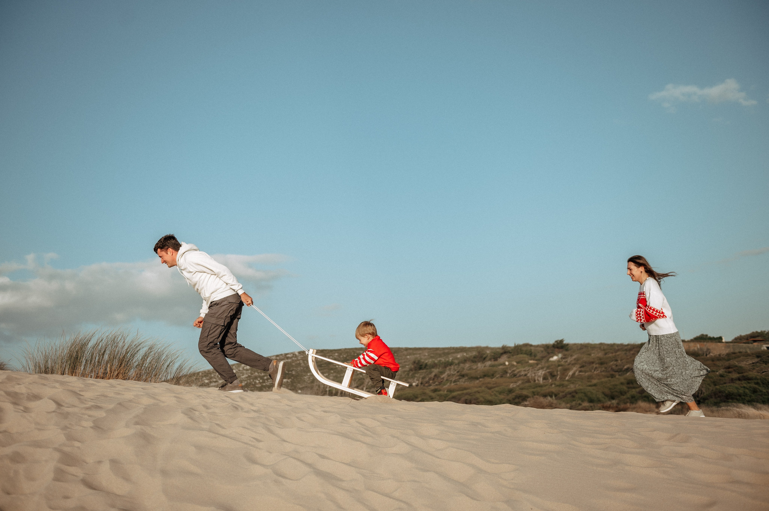 Family Christmas photoshoot on the beach in Portugal. Ваш фотограф в Лиссабоне — Анна Белова