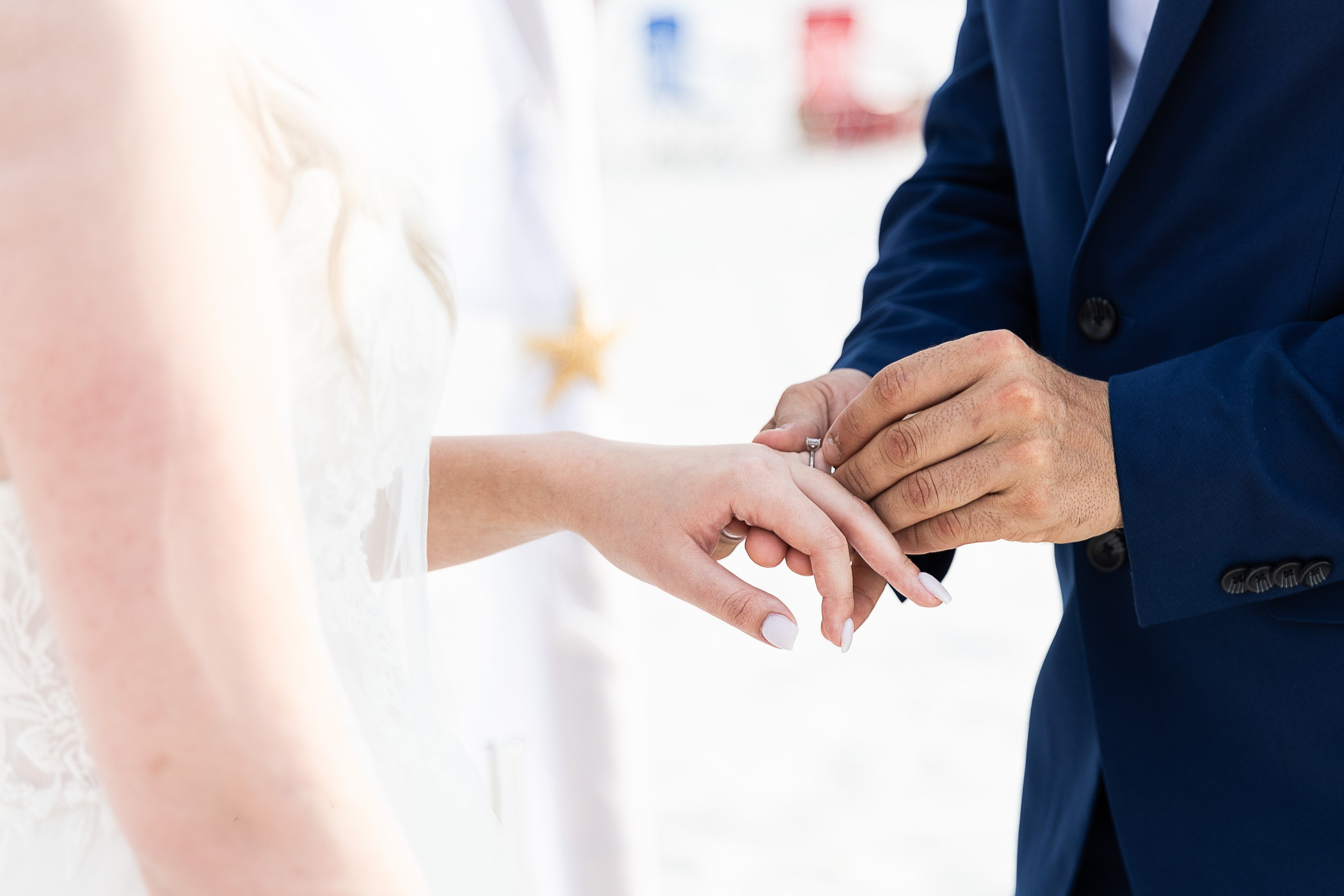 ELOPEMENTS. Wedding Photography & Videography contenting in Tennessee and Florida