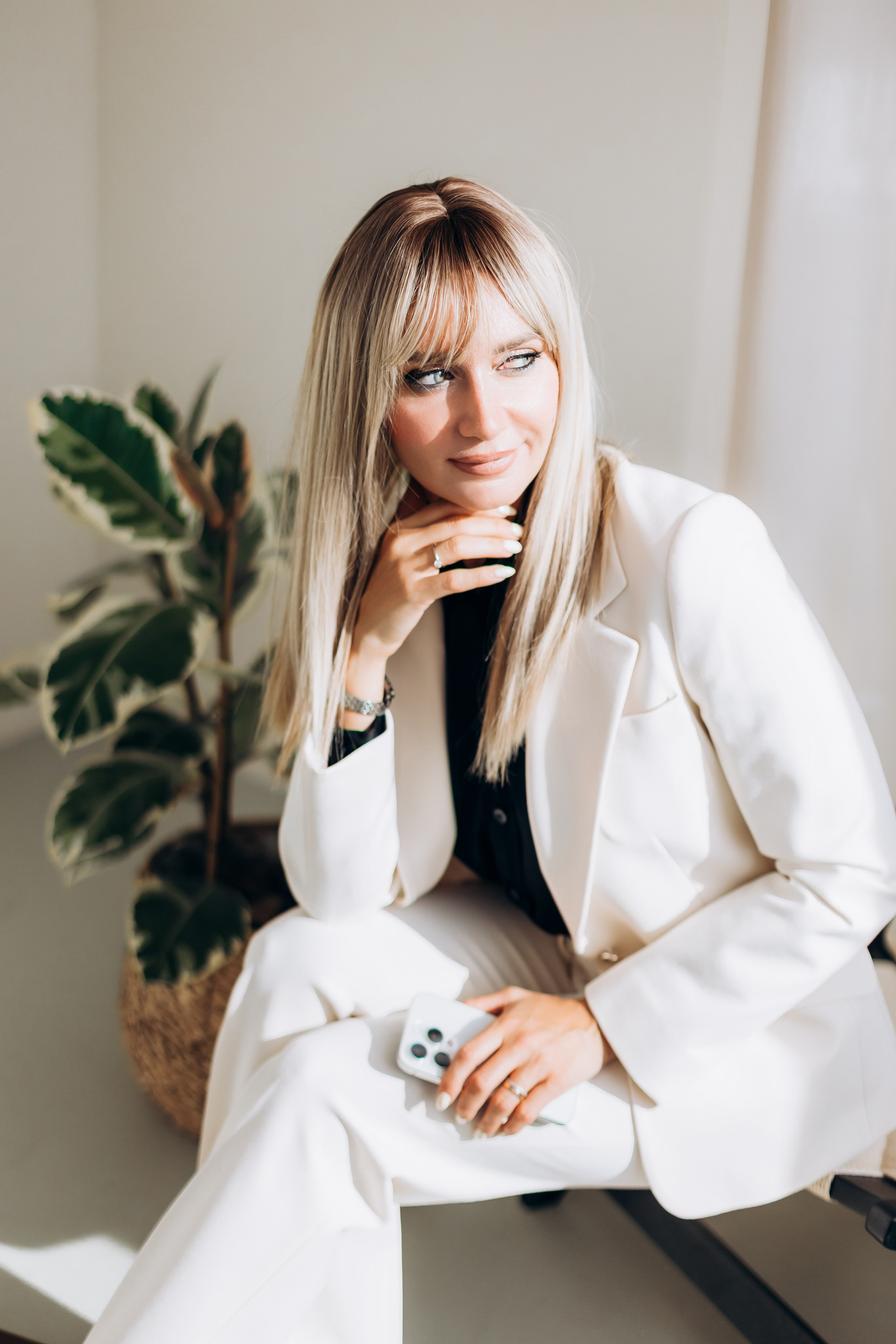 Anastasia (business portrait). Wedding and Family Photograph