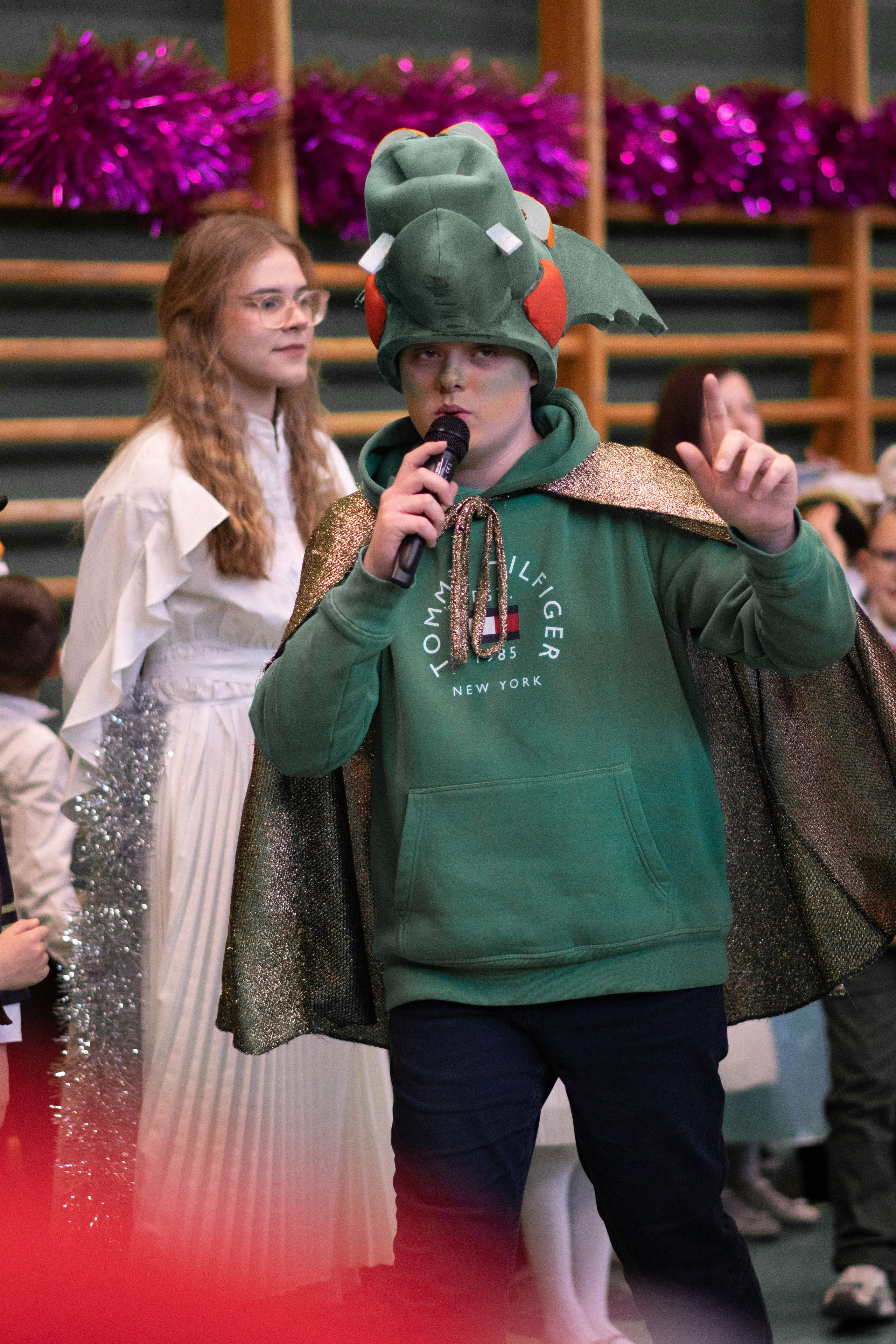 Новогодний хоровод. Семейный и детский фотограф