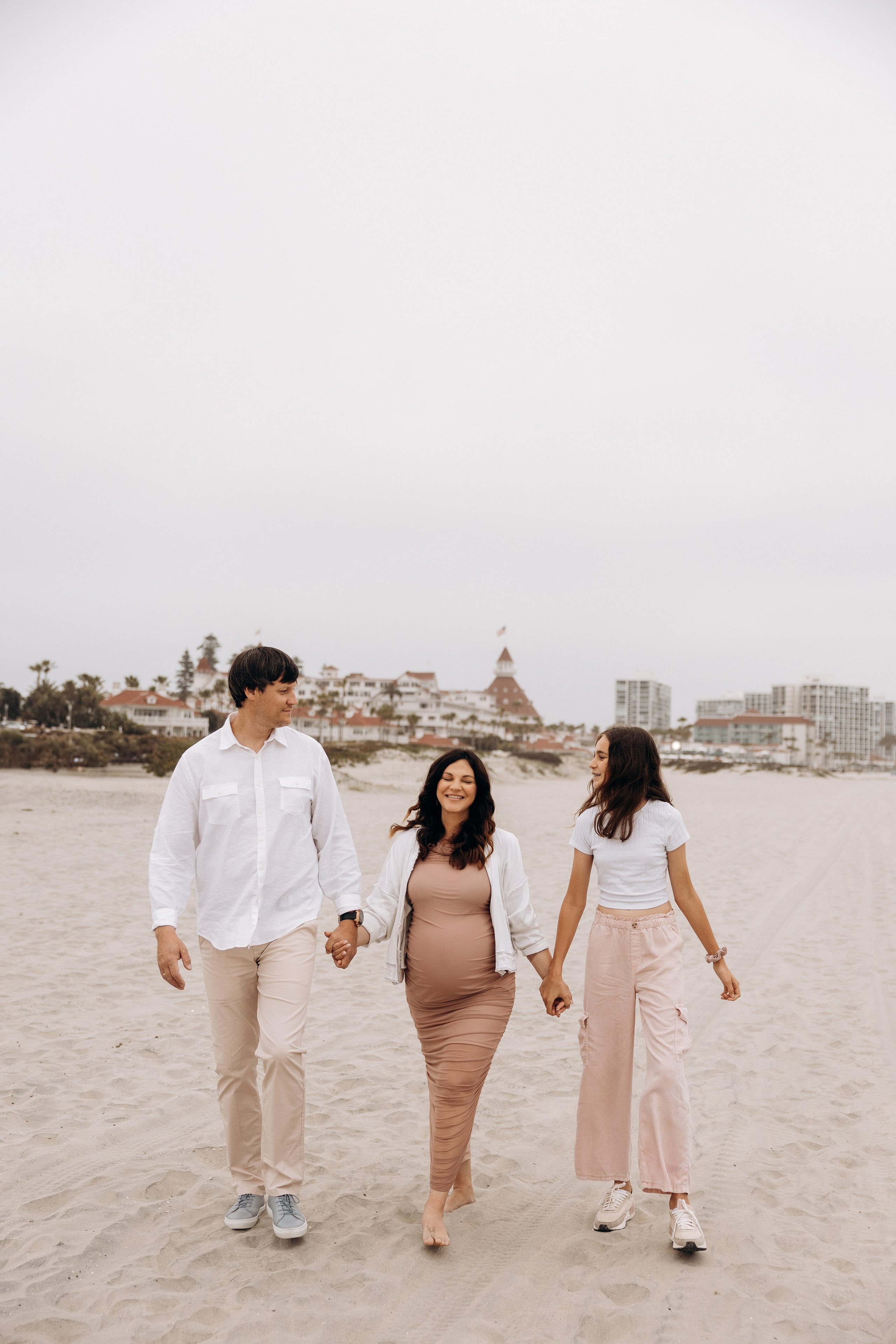 *. Wedding and family photographer San Diego