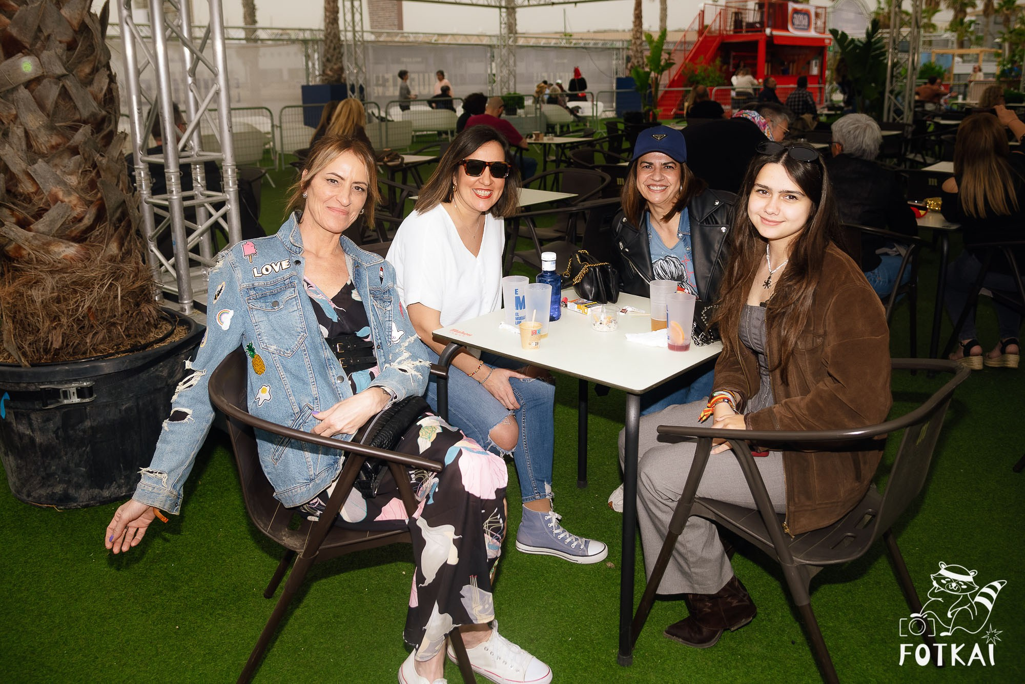 Festival AMA – Aquellos Maravillosos Años: Fotos del festival en Alicante, 2026 | FOTKAI