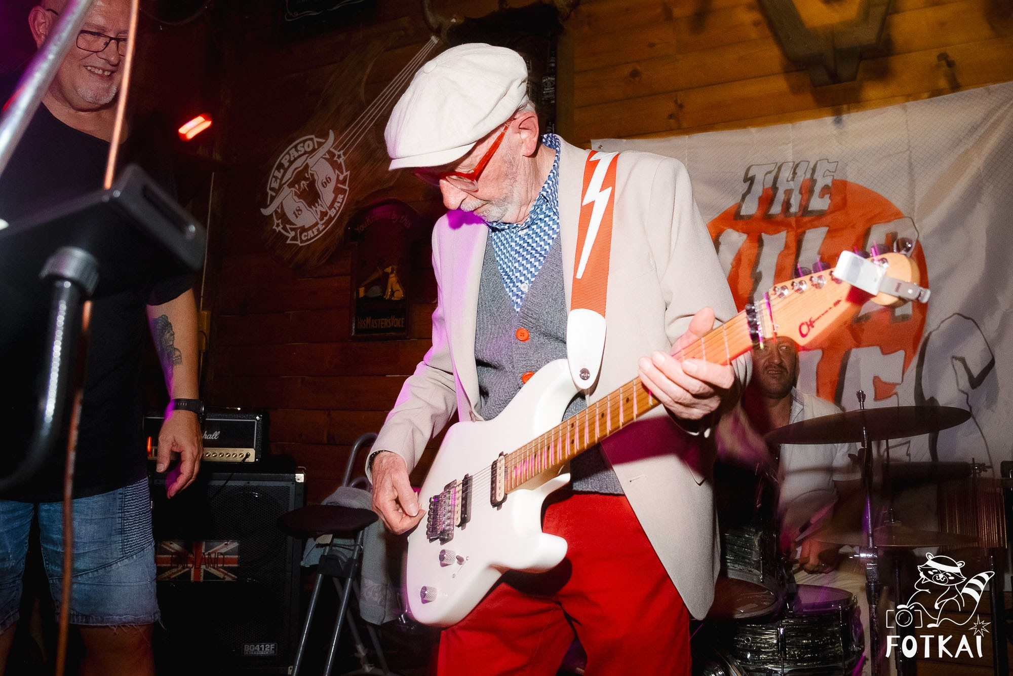 Dirty Picks — Concert Photos at El Paso Bar, Torrevieja, 2026 | FOTKAI
