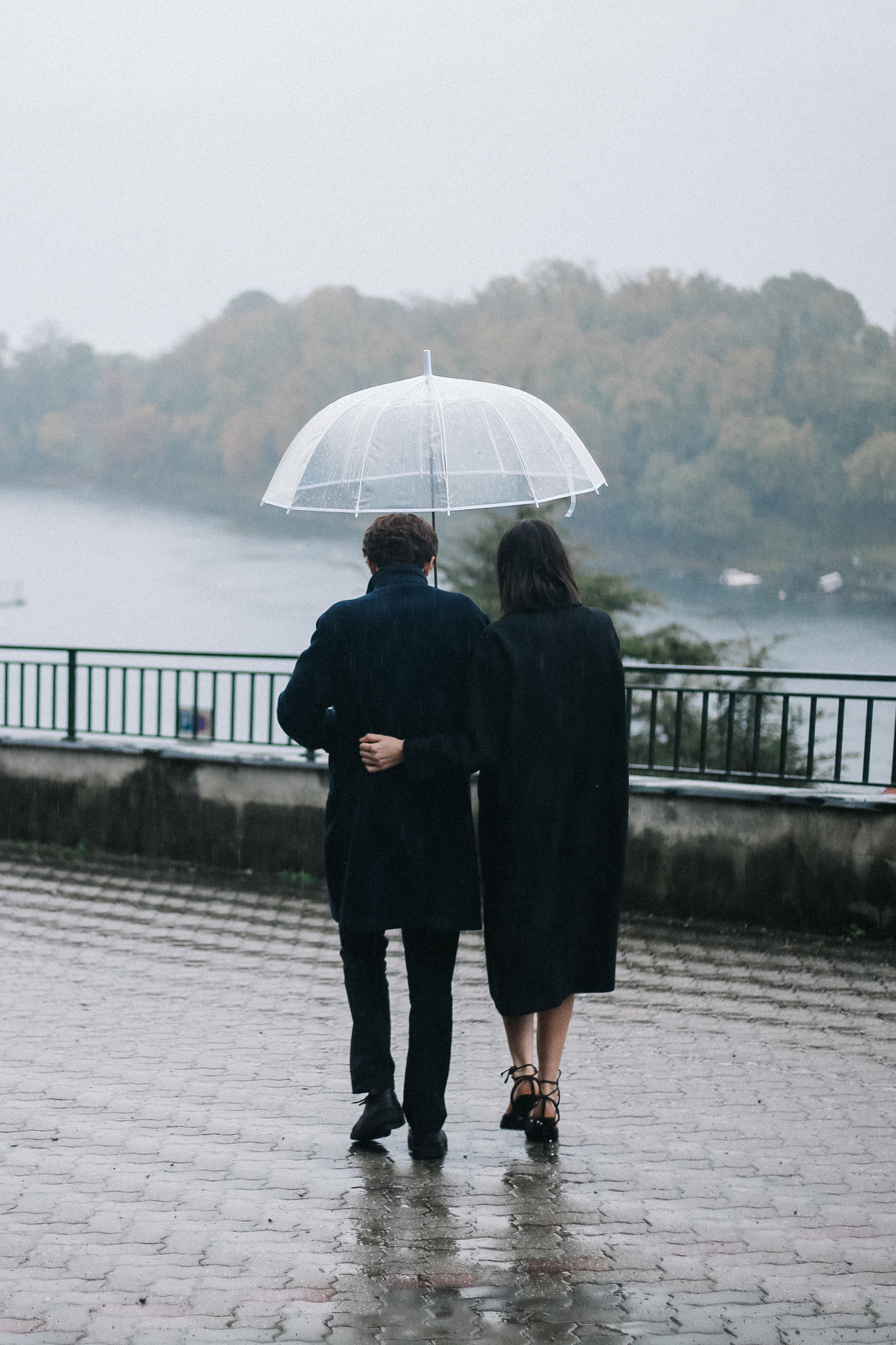 𝙊𝙣𝙚 𝙧𝙖𝙞𝙣𝙮 𝙙𝙖𝙮 𝙤𝙣 𝙏𝙝𝙚 𝙇𝙖𝙠𝙚 𝘾𝙤𝙢𝙤. Photographer in Venice, Viktoria Antonova