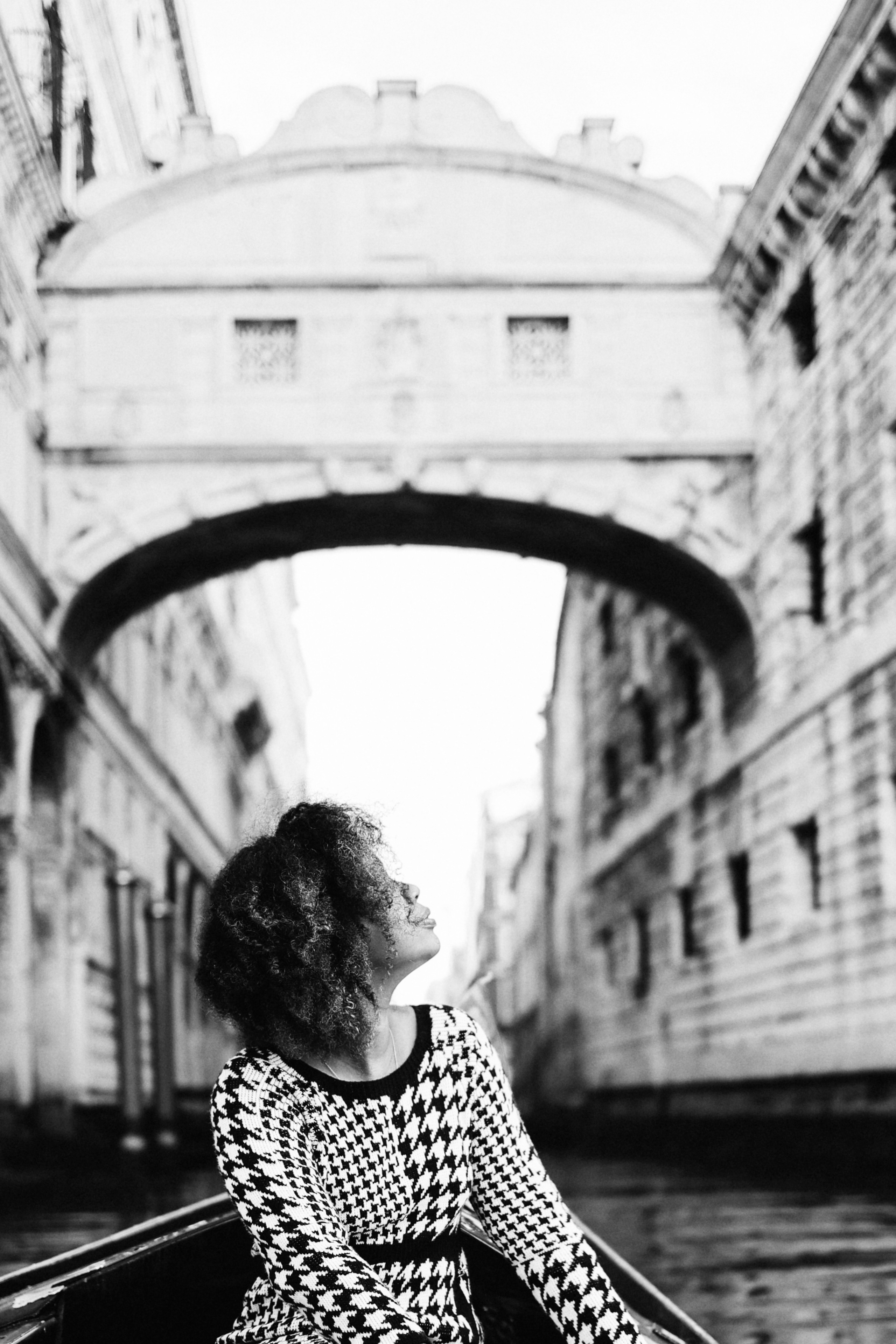 Travel blogger Gladys in Venice. Photographer in Venice, Viktoria Antonova