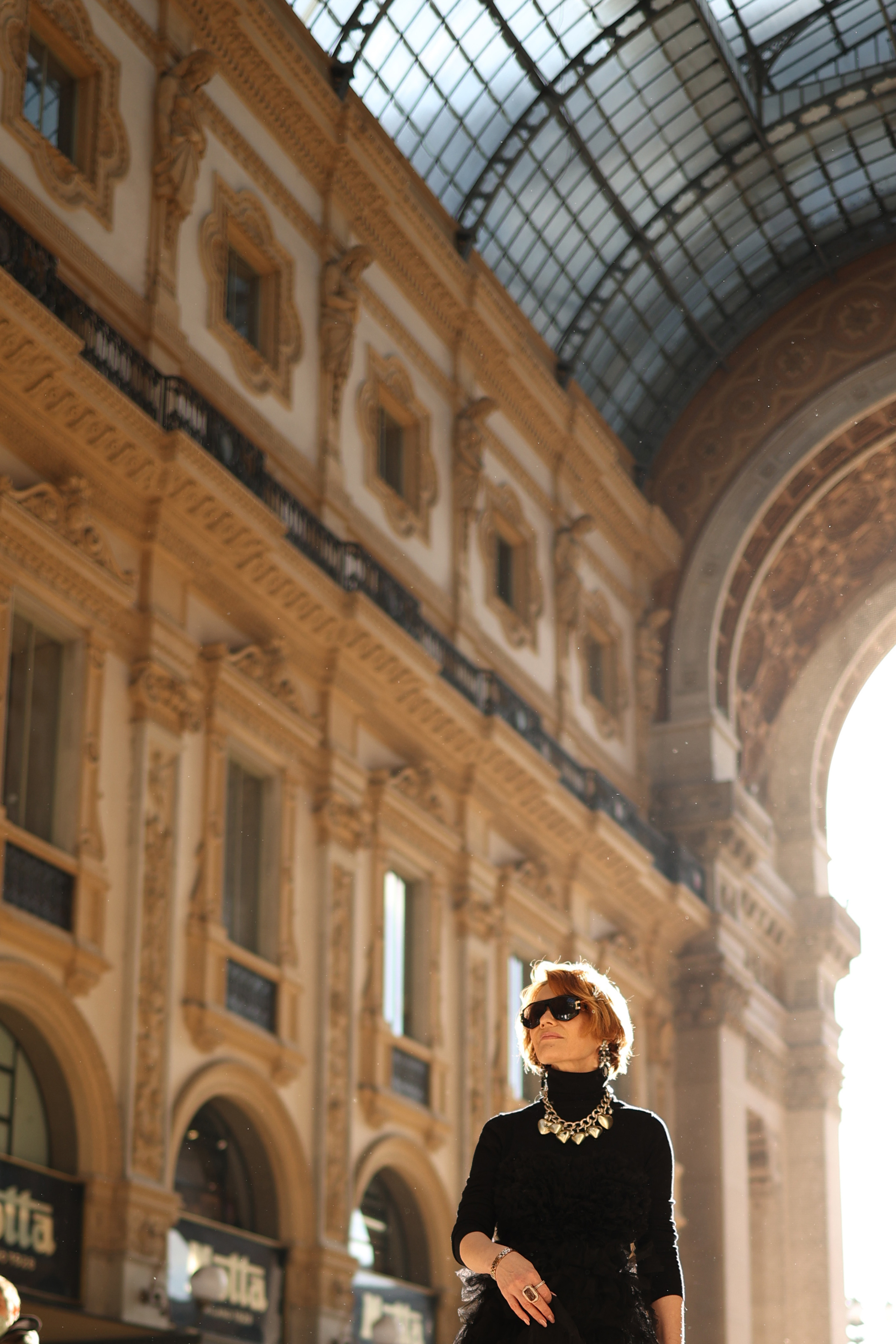 𝙎𝙩𝙧𝙚𝙚𝙩 𝙨𝙝𝙤𝙤𝙩𝙞𝙣𝙜 𝙞𝙣 𝙈𝙞𝙡𝙖𝙣. Photographer in Venice, Viktoria Antonova