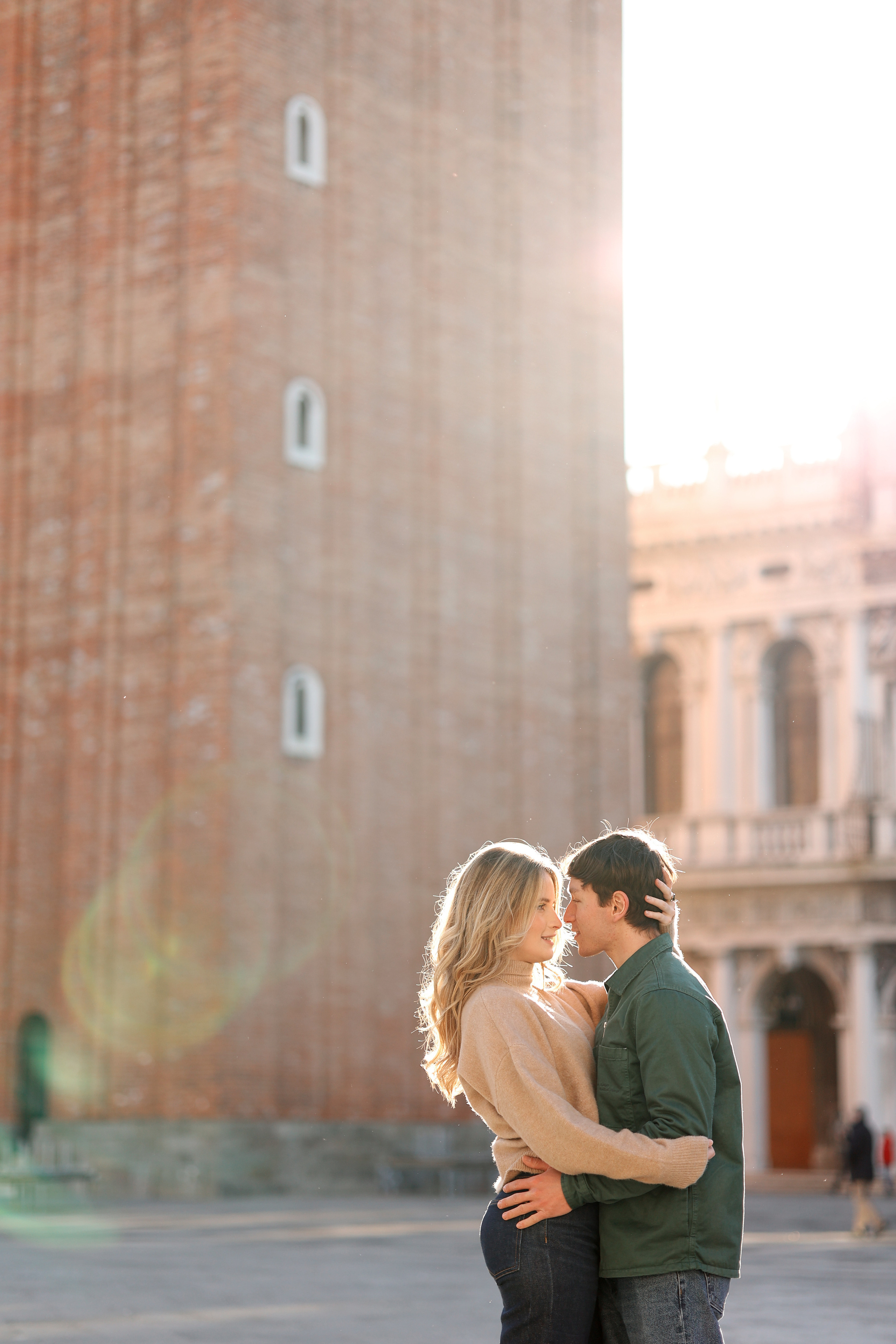 𝙑𝙖𝙡𝙚𝙣𝙩𝙞𝙣𝙚'𝙨 𝘿𝙖𝙮 𝙞𝙣 𝙑𝙚𝙣𝙞𝙘𝙚. Photographer in Venice, Viktoria Antonova