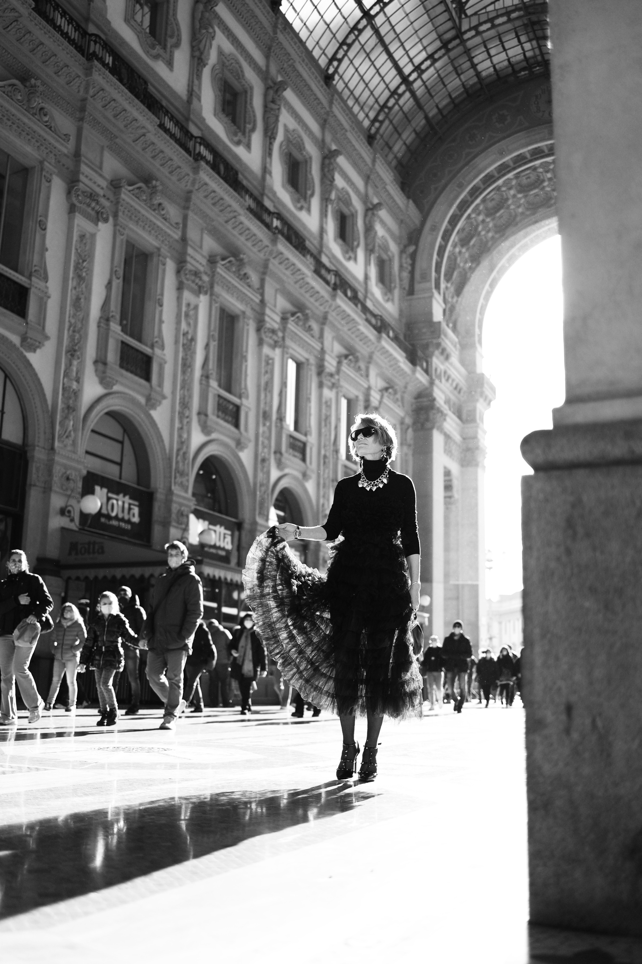 𝙎𝙩𝙧𝙚𝙚𝙩 𝙨𝙝𝙤𝙤𝙩𝙞𝙣𝙜 𝙞𝙣 𝙈𝙞𝙡𝙖𝙣. Photographer in Venice, Viktoria Antonova