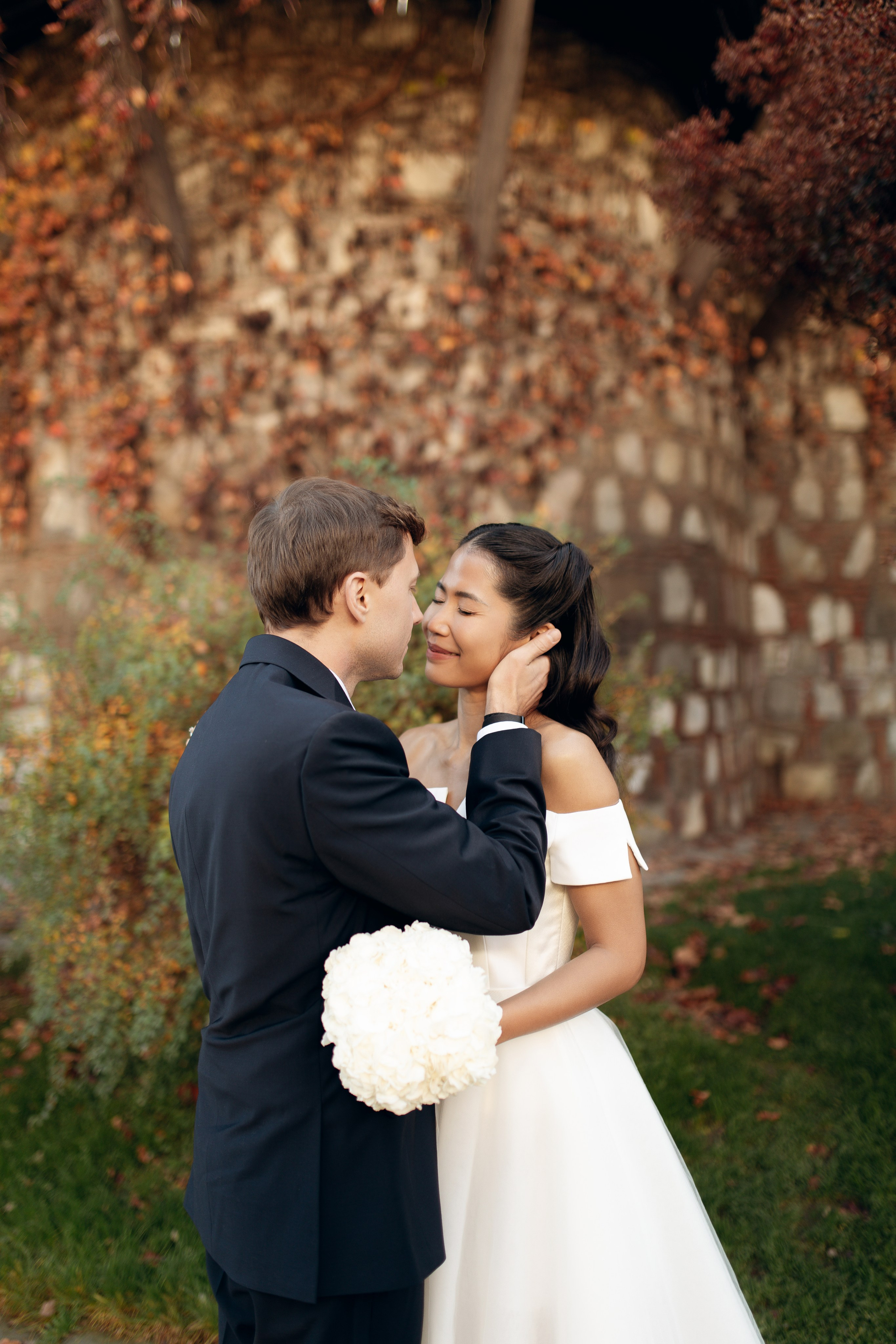 Yuri & Sara. Wedding photographer in Georgia