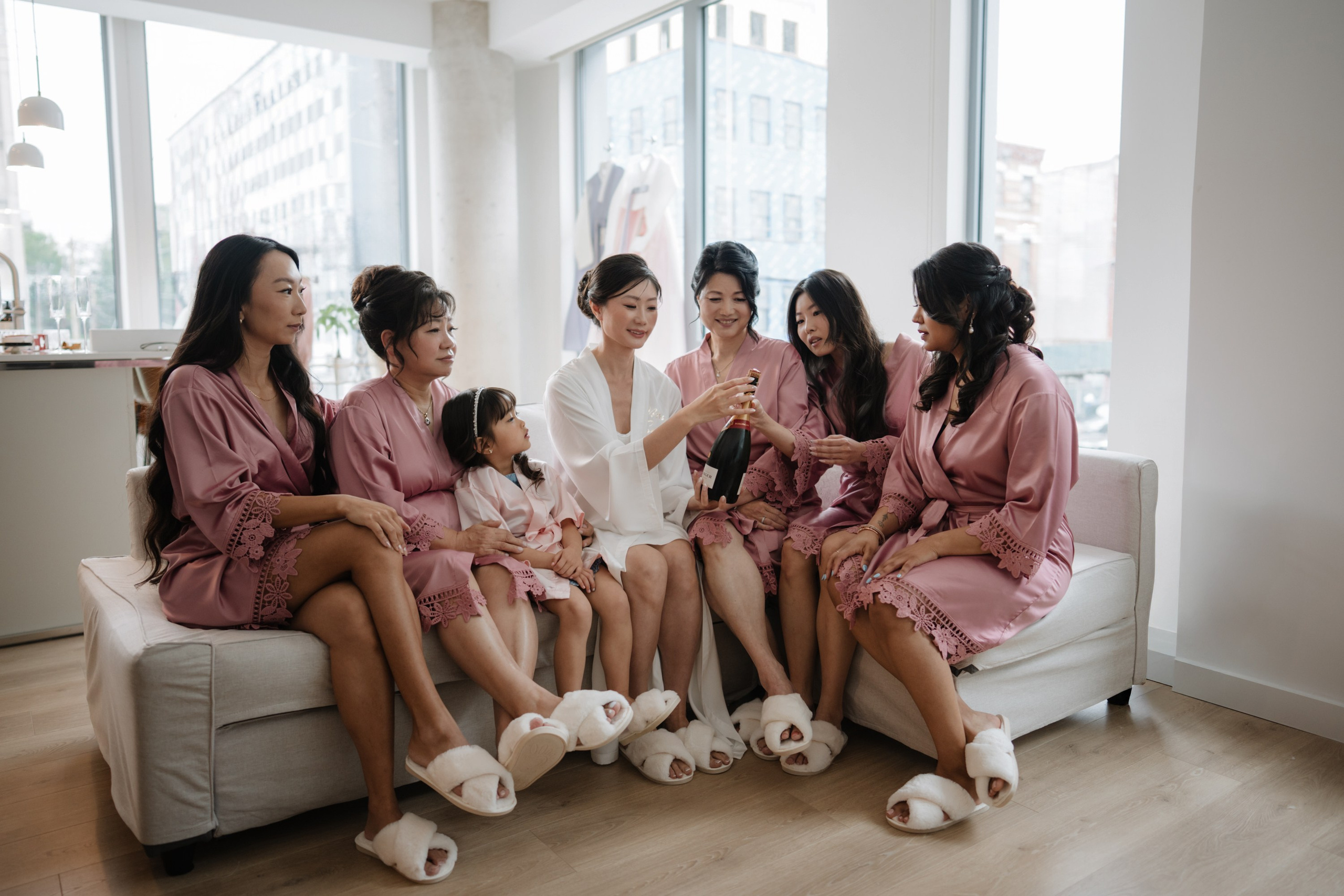 Asian-style wedding. Portrait and wedding photographer in New York