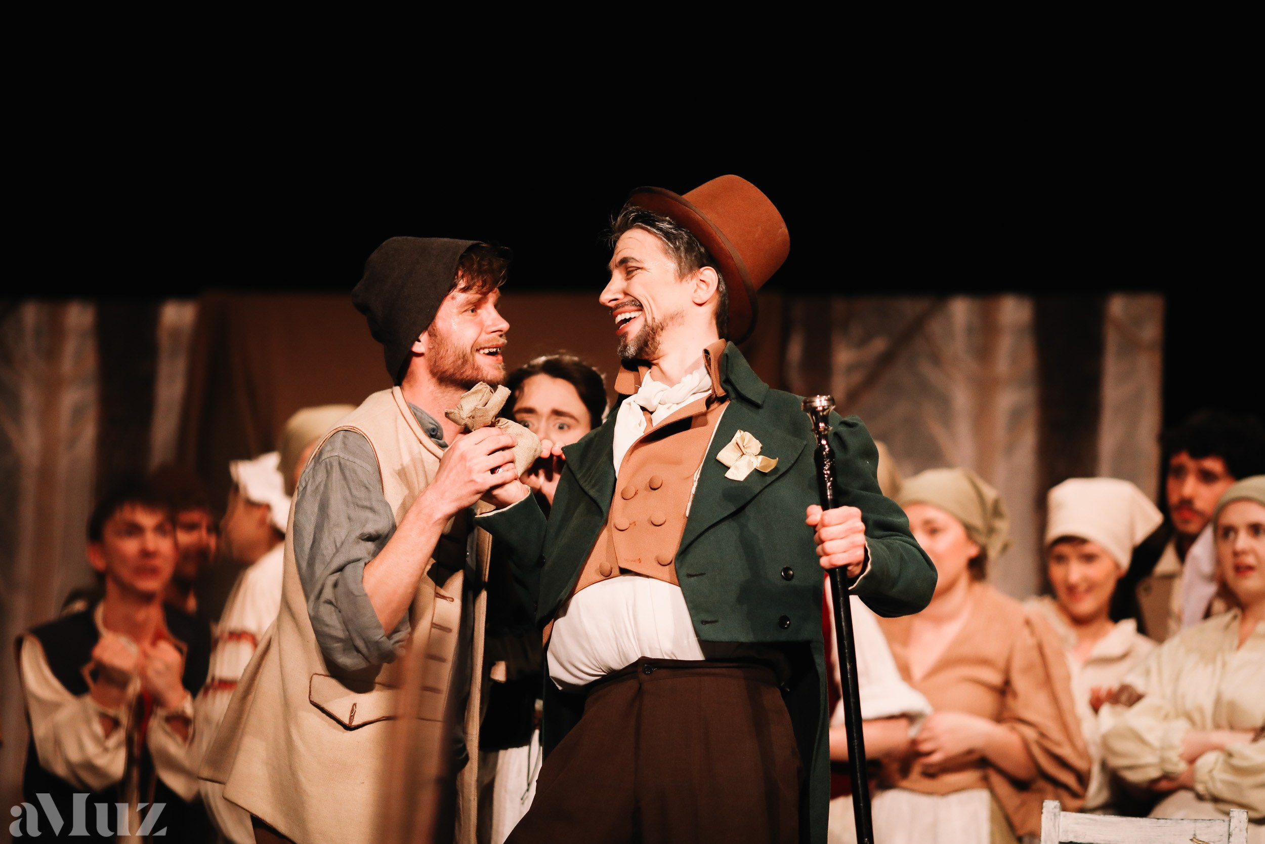 Opera Łąkowa. Fotograf Ślubny Warszawa - Sesje Biznesowe Rodzinne Eventy