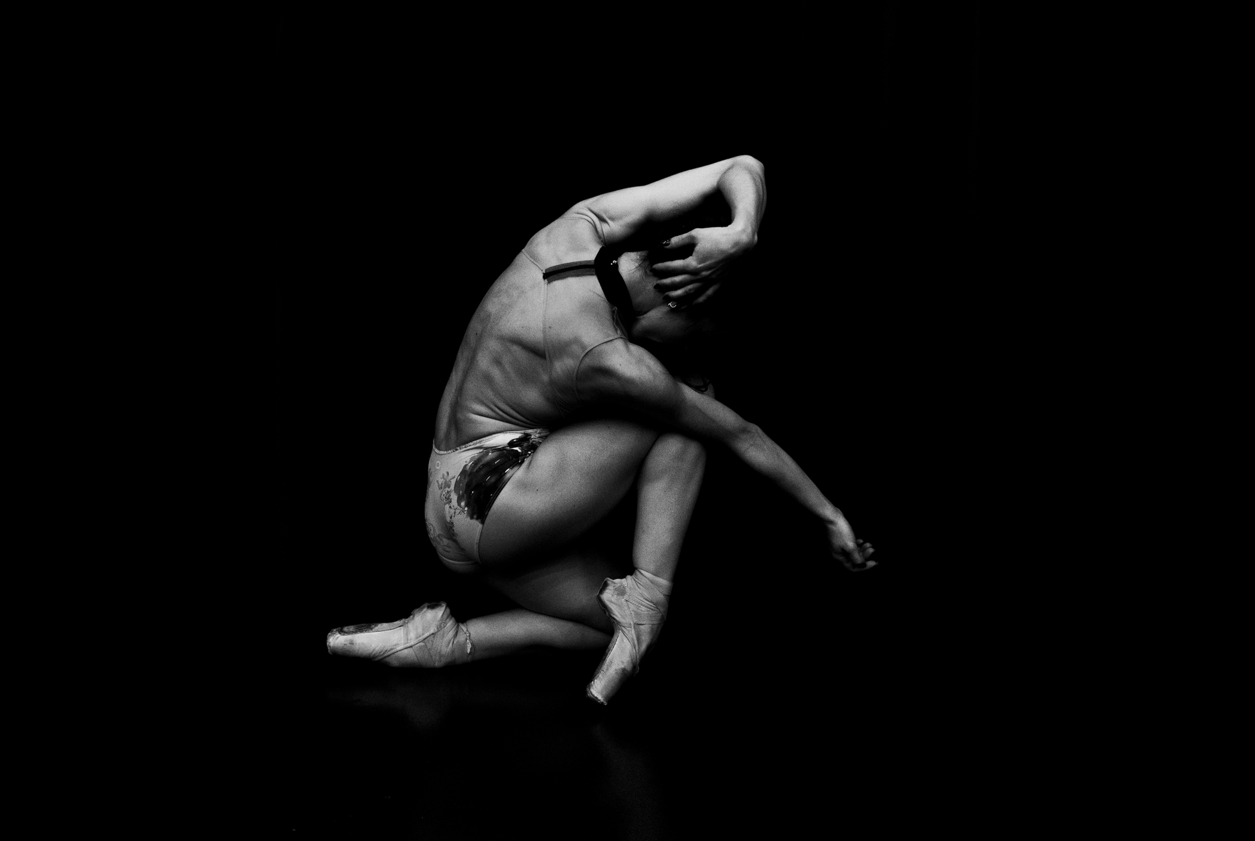 Body in Black. Ballet and artistic photographer in Prague Francesco Sanvito