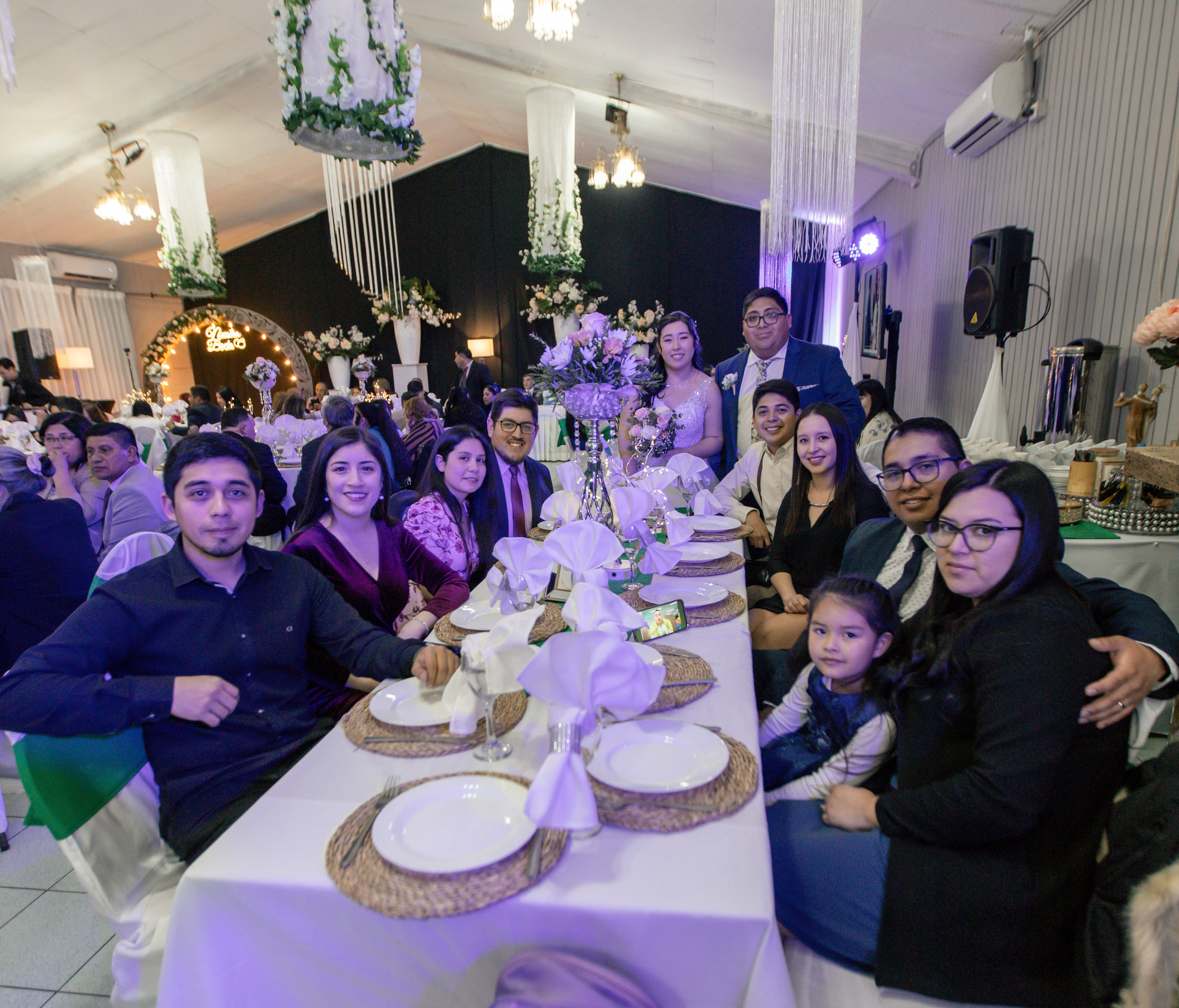 Johana y Edgar. Dinka & Emilio - El arte de preservar lo que no se repite