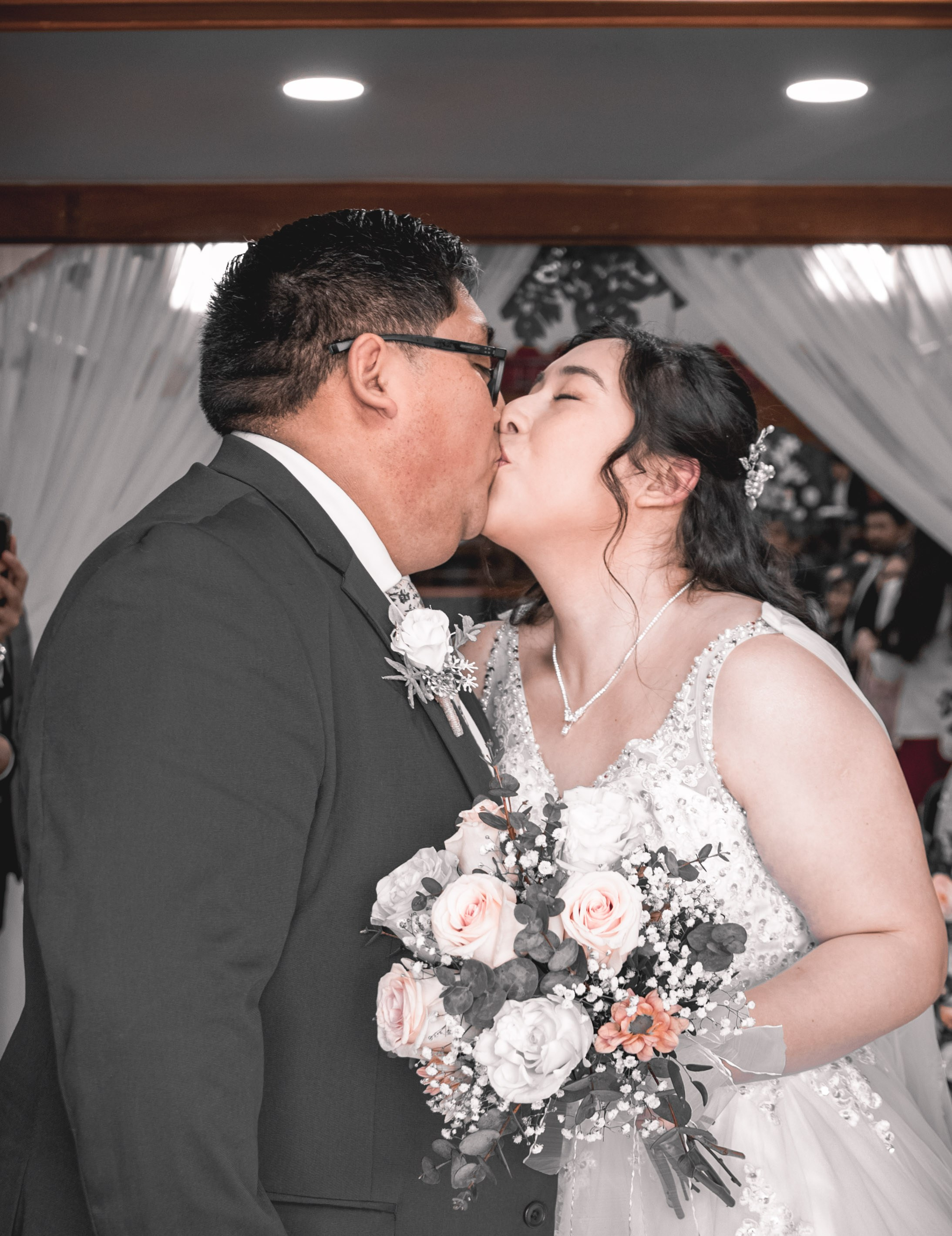 Johana y Edgar. Dinka & Emilio - El arte de preservar lo que no se repite