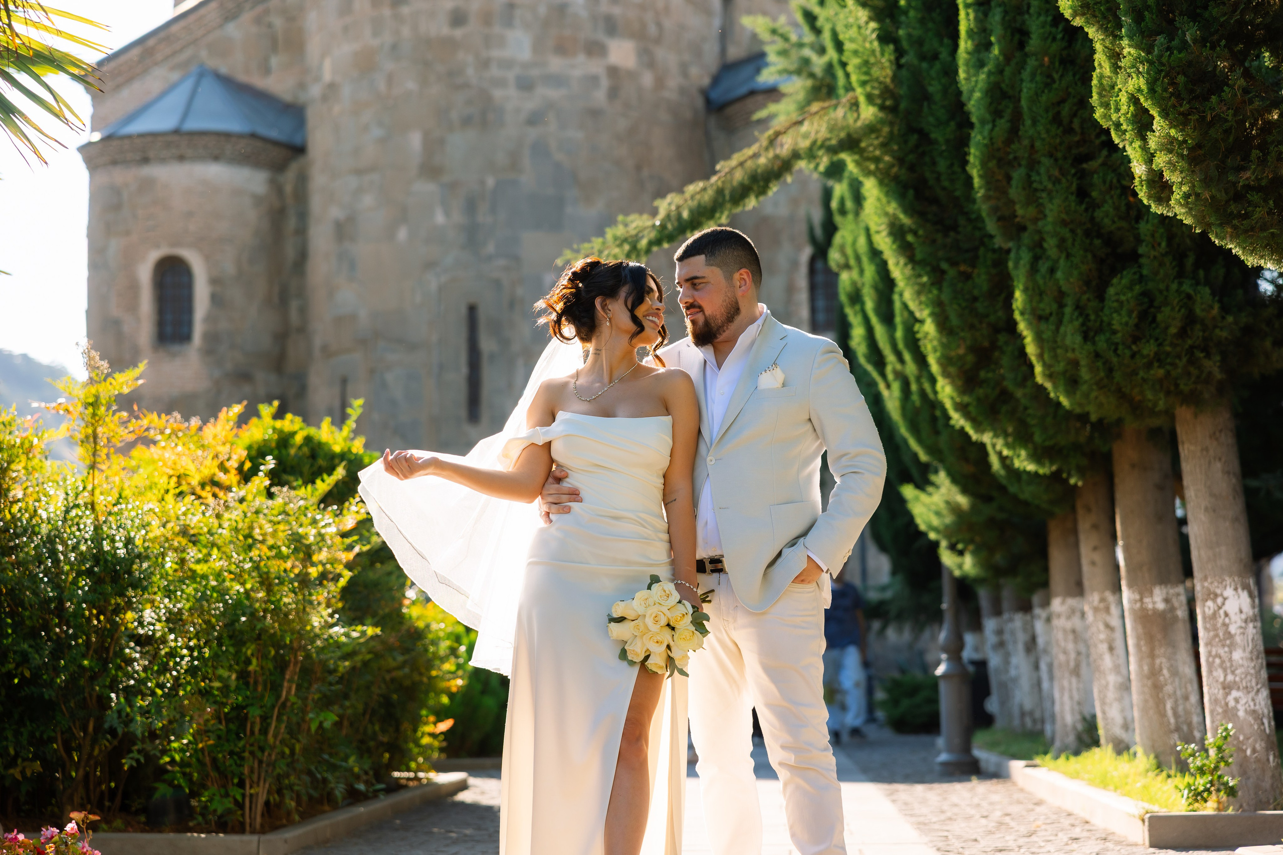 Love story in Tbilisi. Wedding photographer in Tbilisi Ioseb Mamniashvili