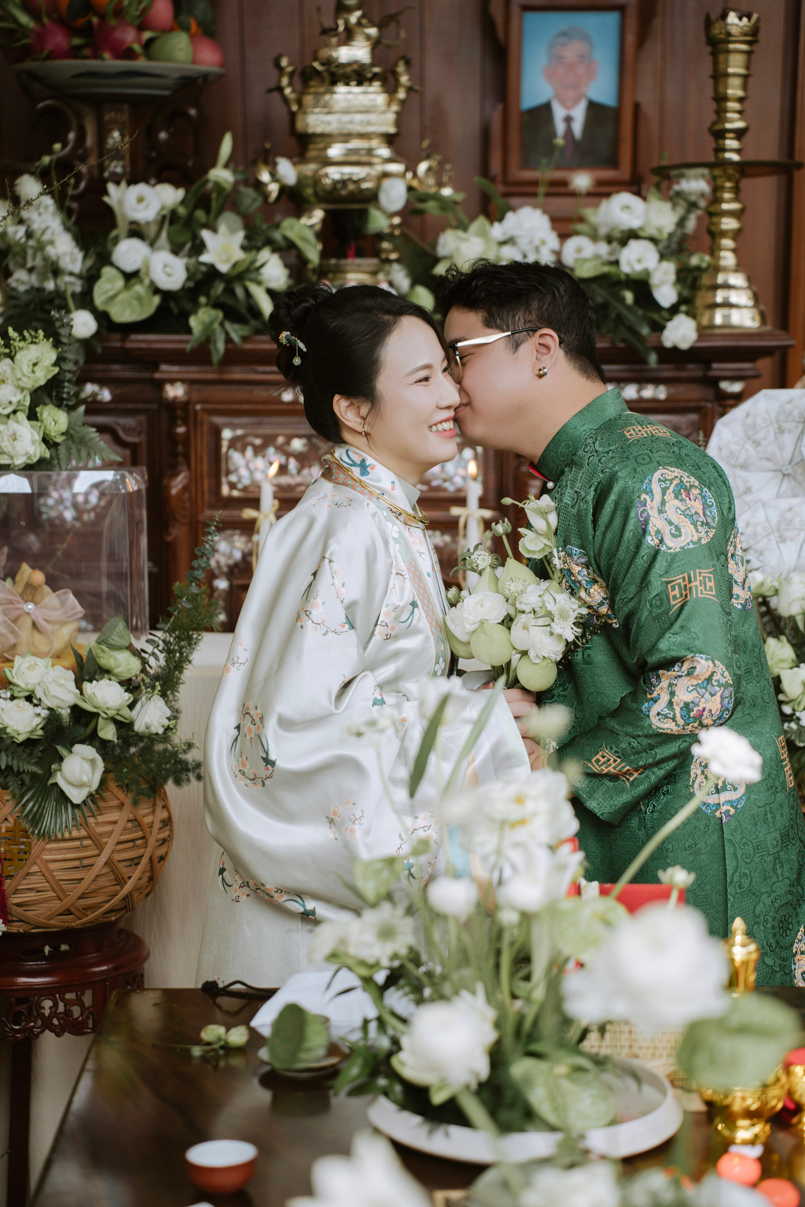 AMI & KEN. WEDDING PHOTOGRAPHER IN VIETNAM