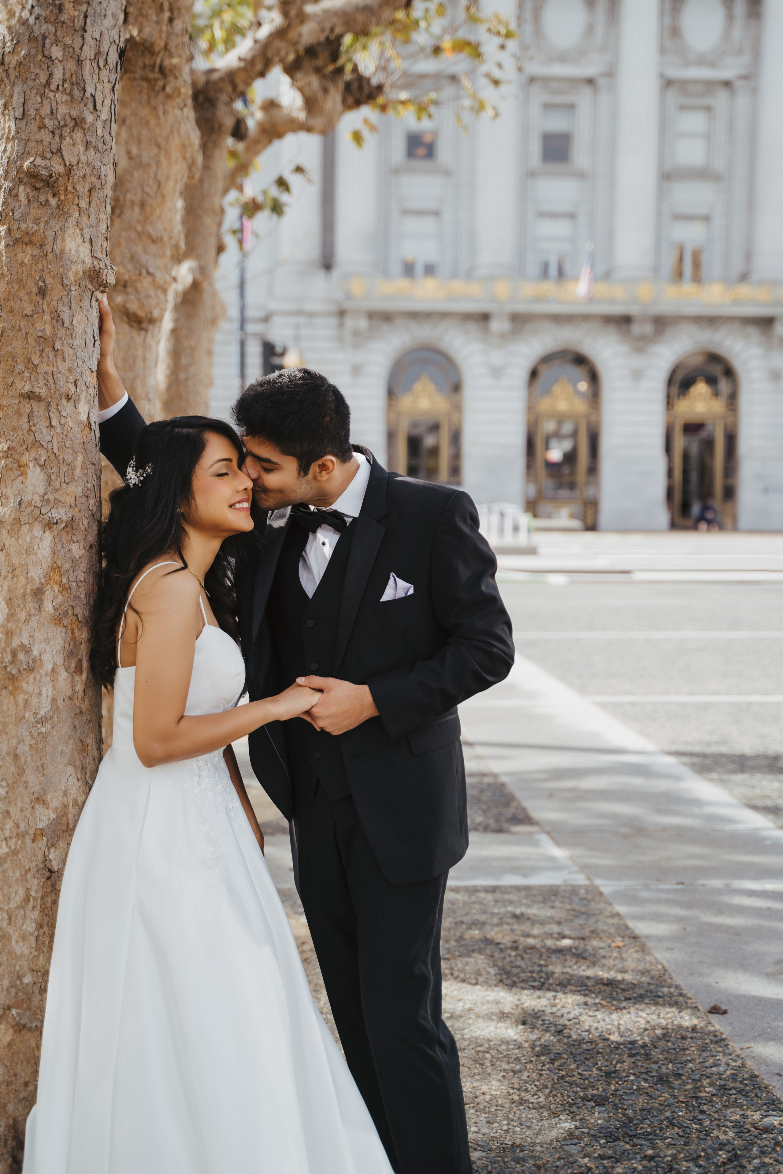 Sity Hall. Wedding family photographer and videographer California San Francisco Bay Area