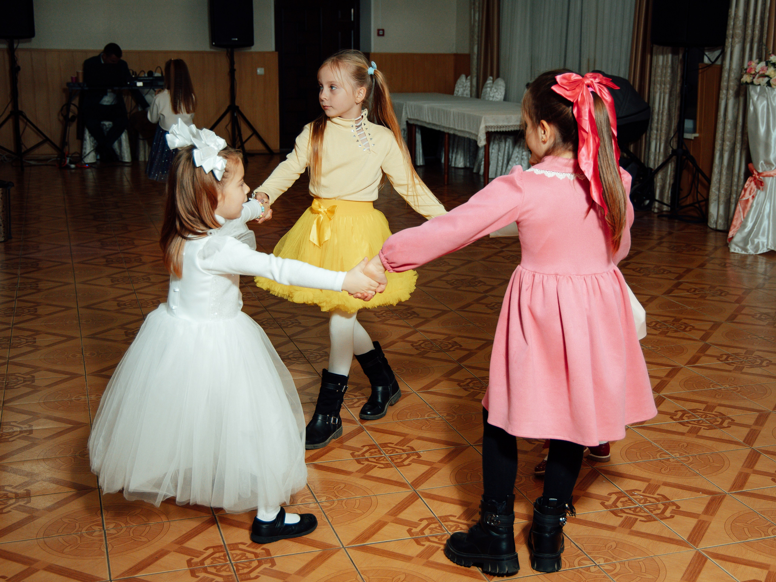 Cumetrie. Свадебный Фотограф, Детский и семейый Фотограф Молдова