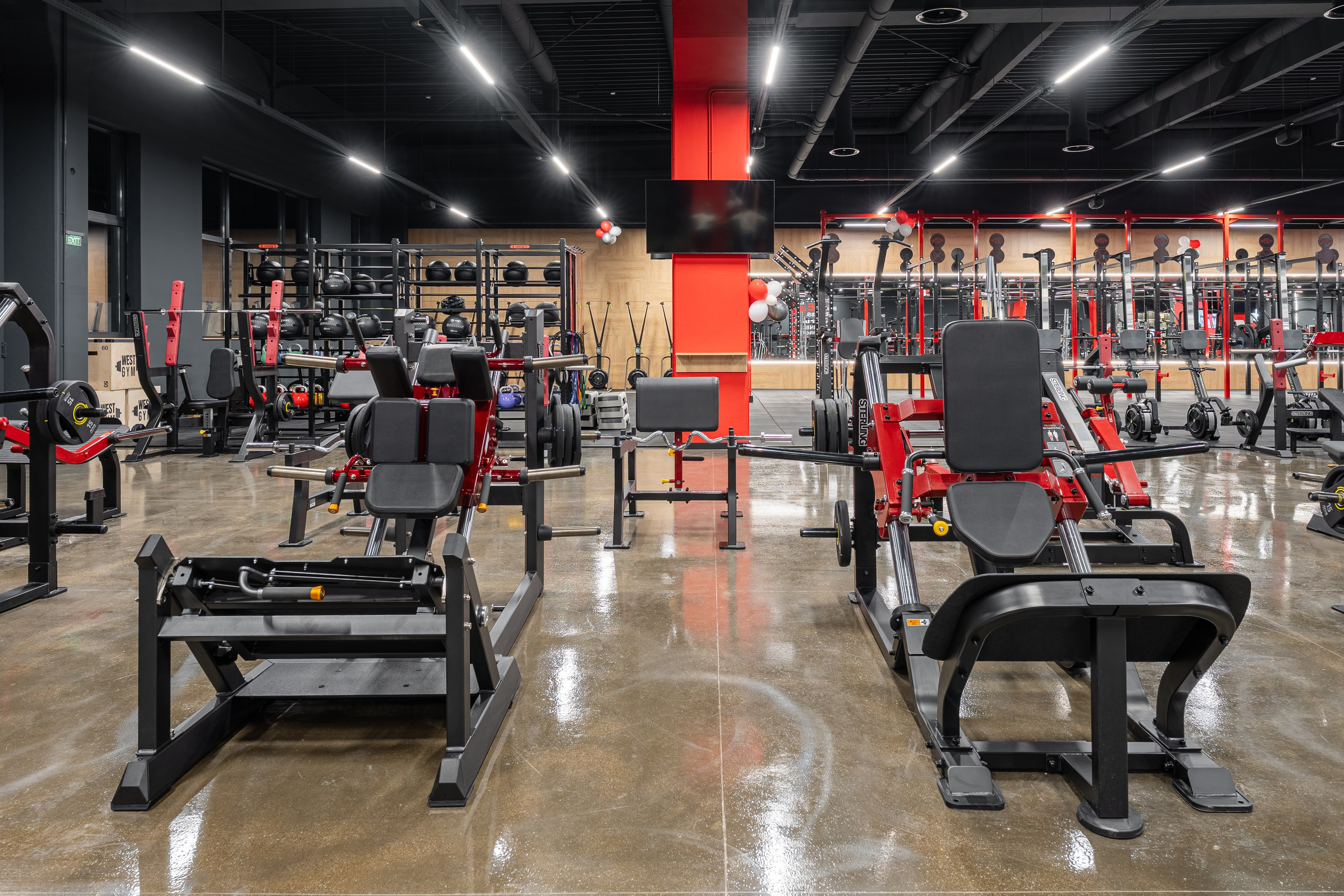 WEST GYM PARK MAXX. Професионален фотограф в Пловдив и областта