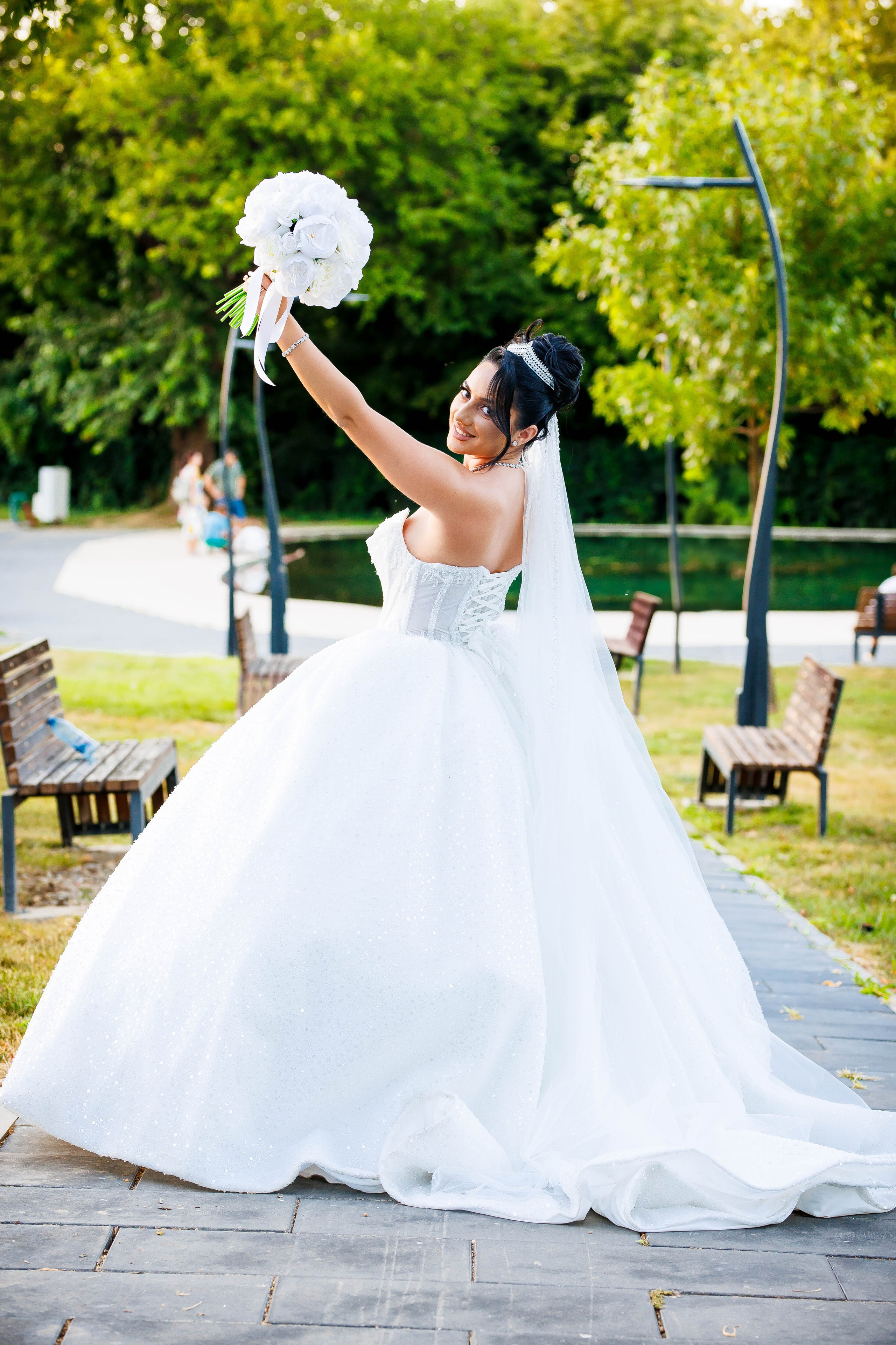 Shooting Foto Nunta. Dream Studio Galați – ședințe foto profesionale pentru familie, portrete și evenimente