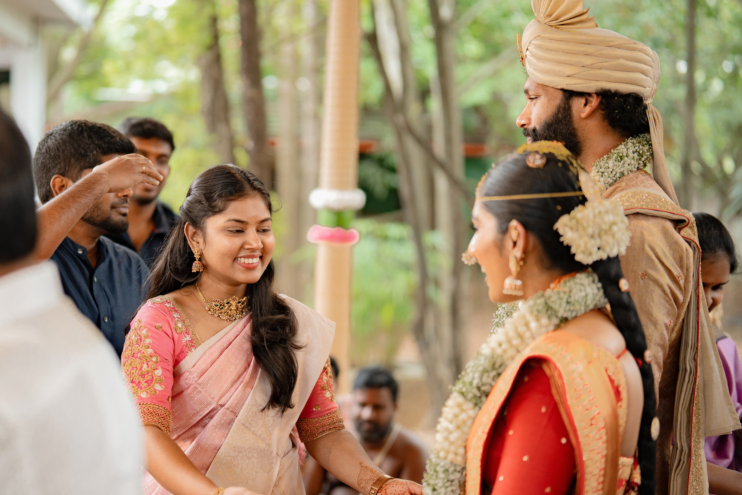 KIRTHI & JAWAHAR. Wedding photographer Avira Stories