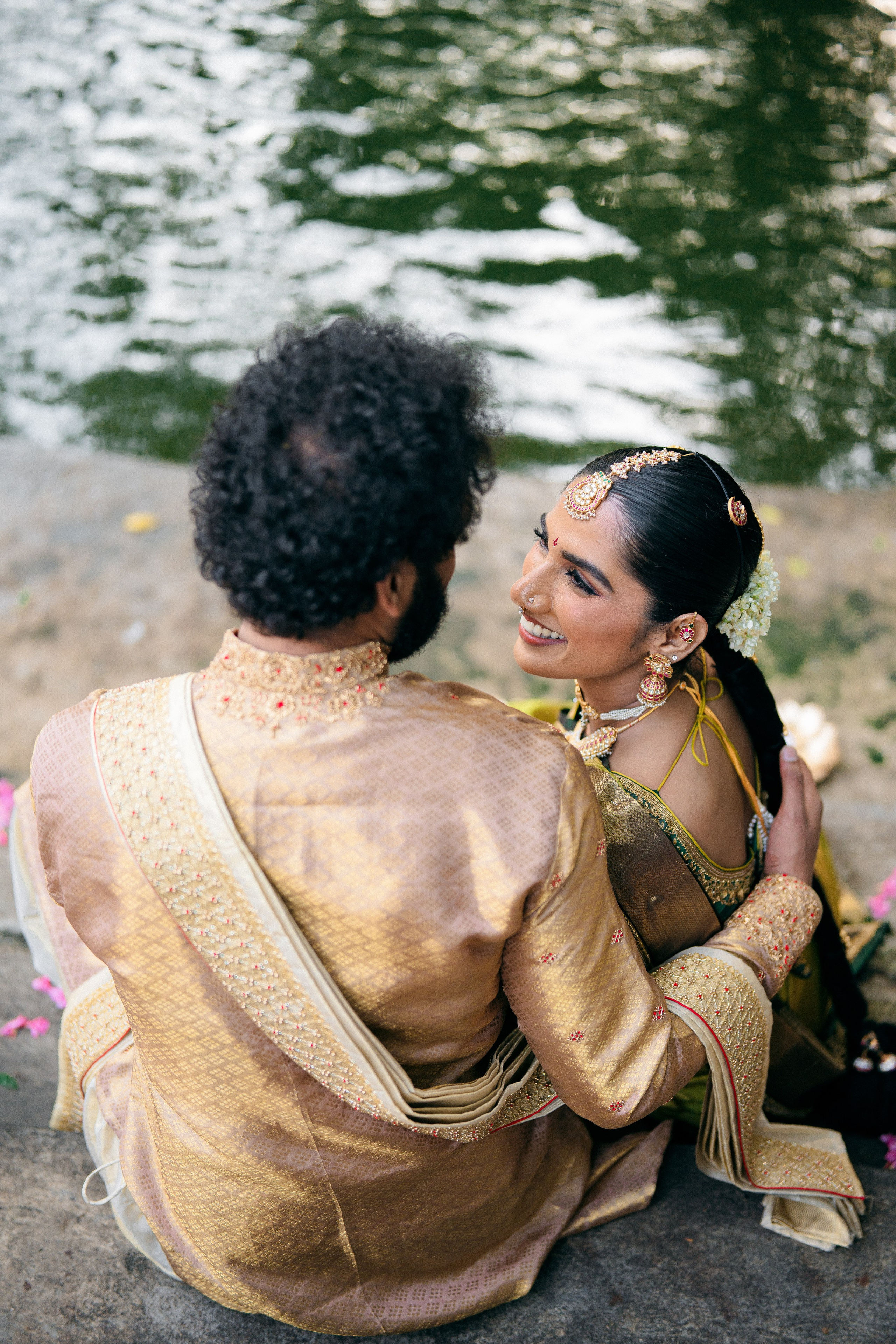 KIRTHI & JAWAHAR. Wedding photographer Avira Stories