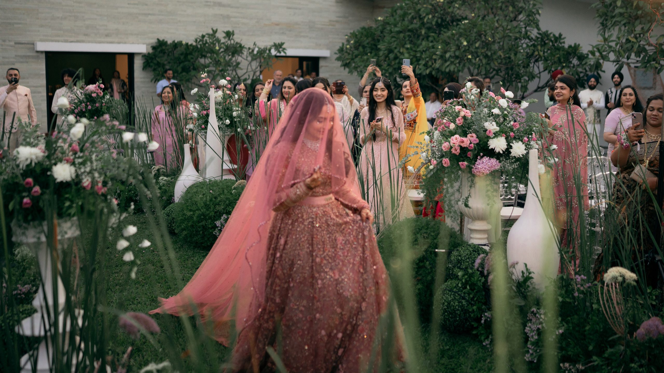 Samia + Fawaz. Wedding photographer Avira Stories
