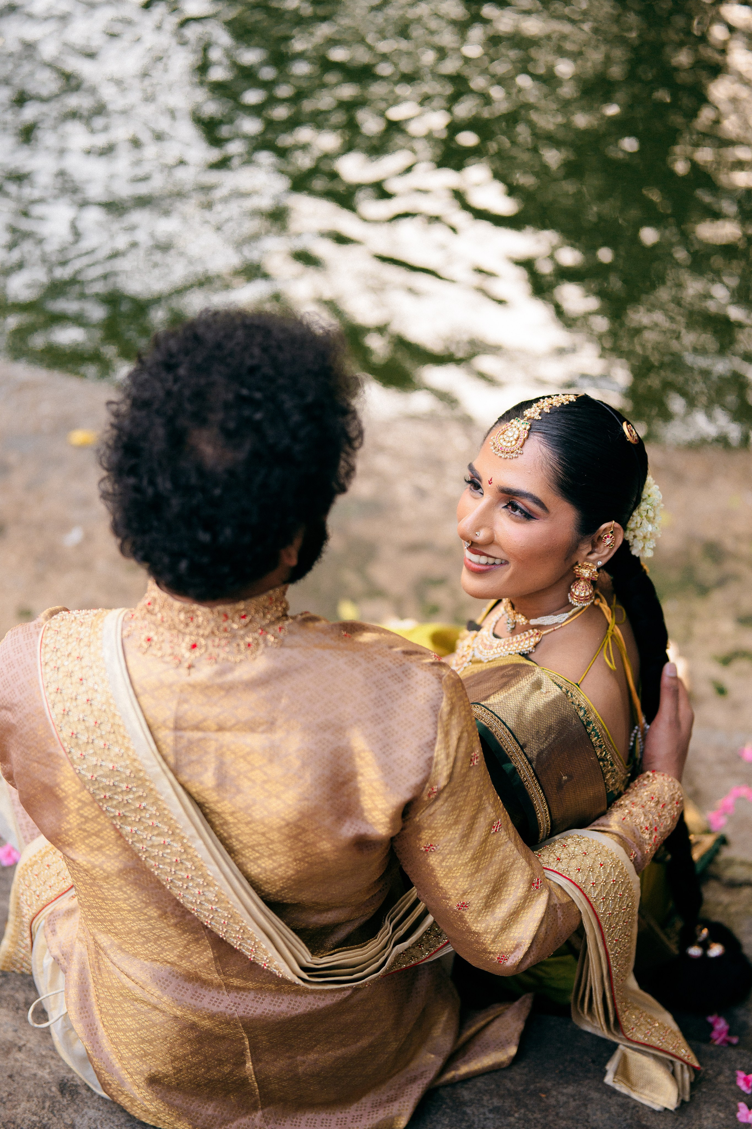 KIRTHI & JAWAHAR. Wedding photographer Avira Stories