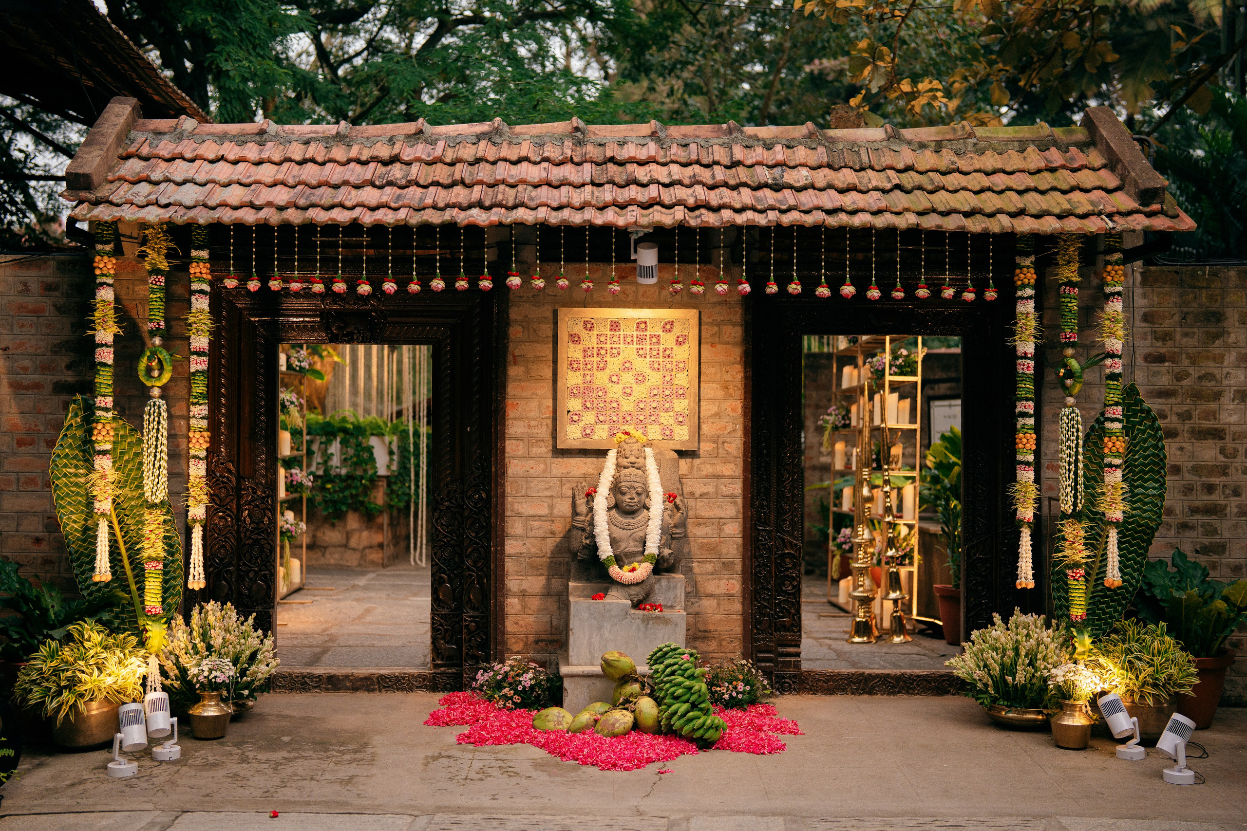 KIRTHI & JAWAHAR. Wedding photographer Avira Stories