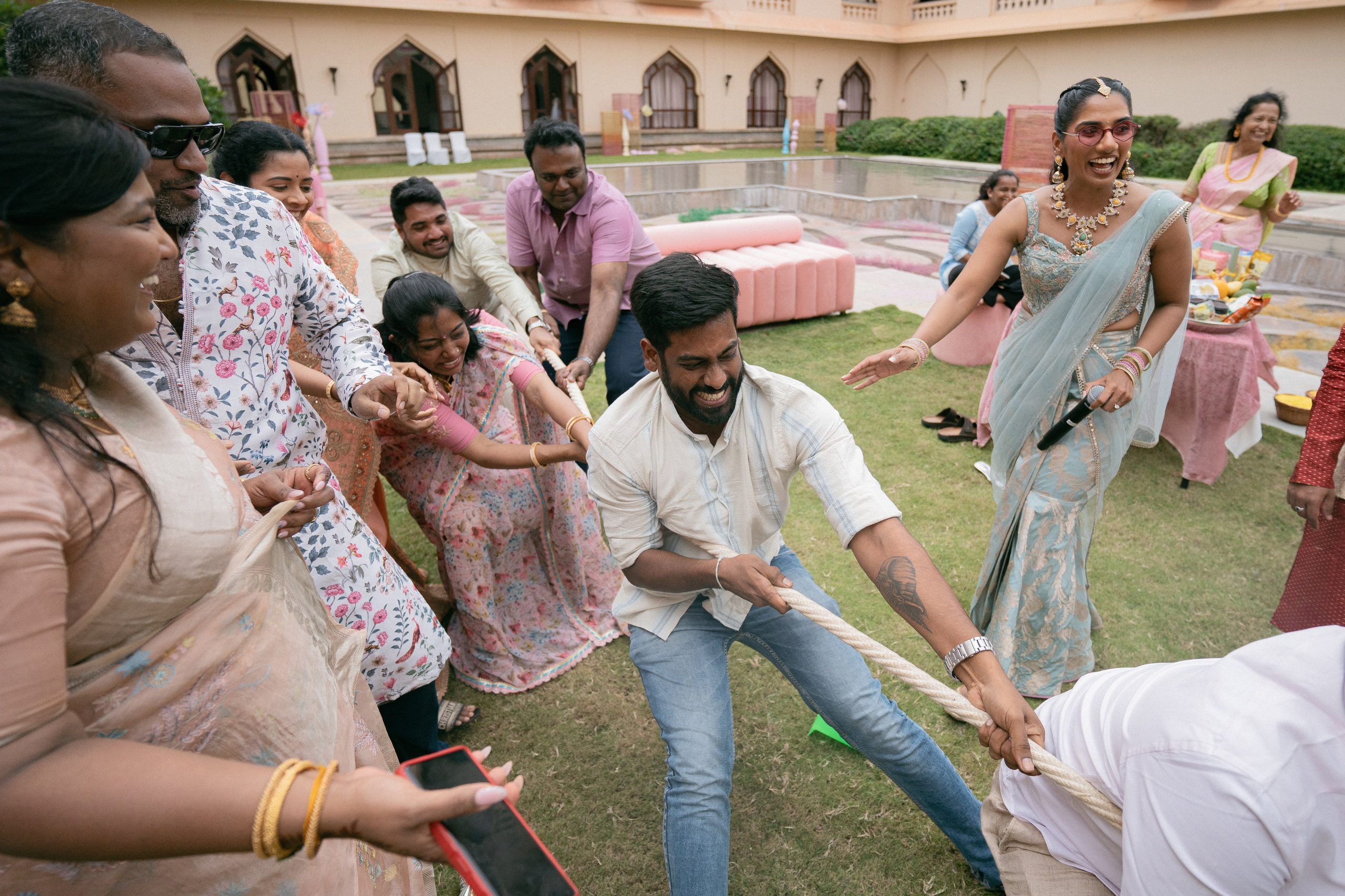 KIRTHI & JAWAHAR. Wedding photographer Avira Stories