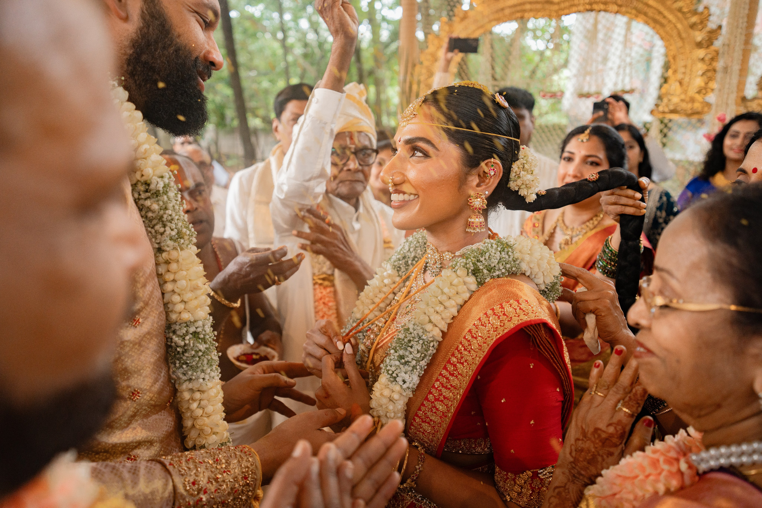 KIRTHI & JAWAHAR. Wedding photographer Avira Stories