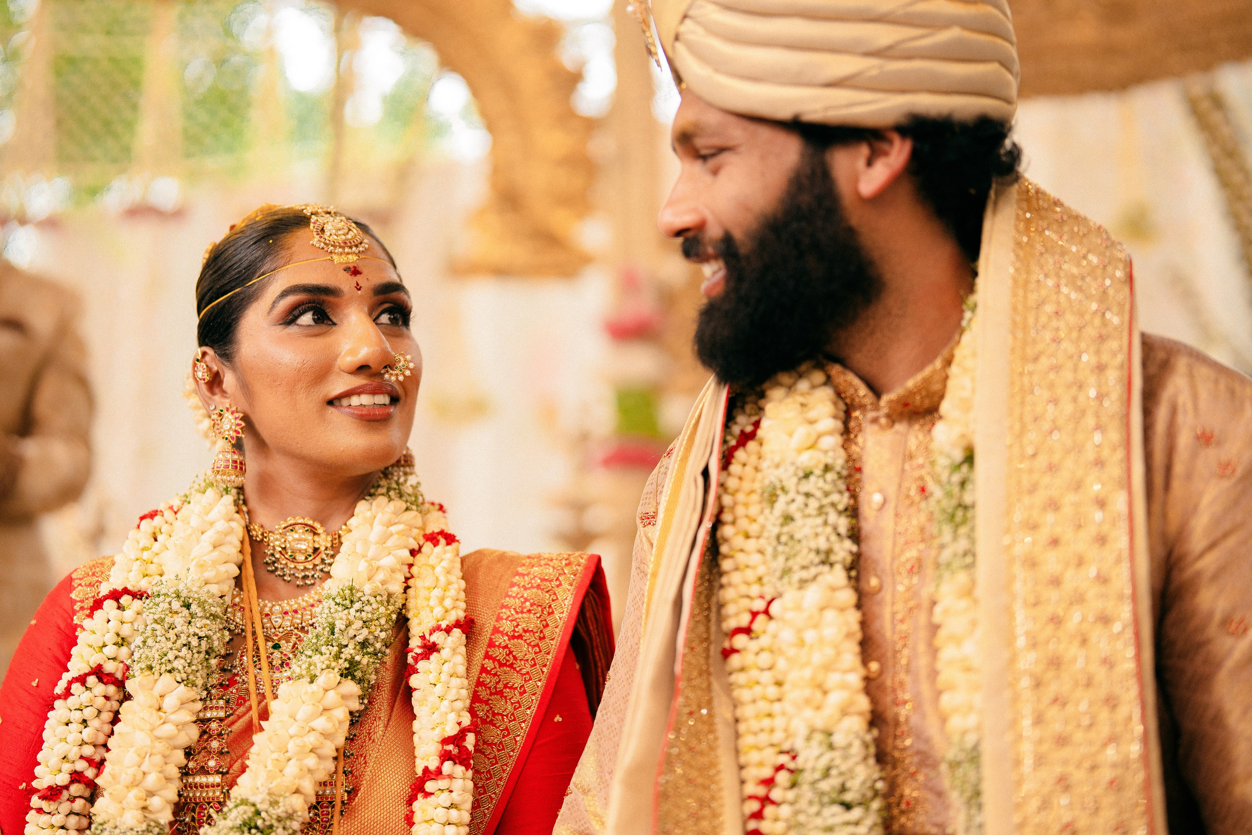 KIRTHI & JAWAHAR. Wedding photographer Avira Stories